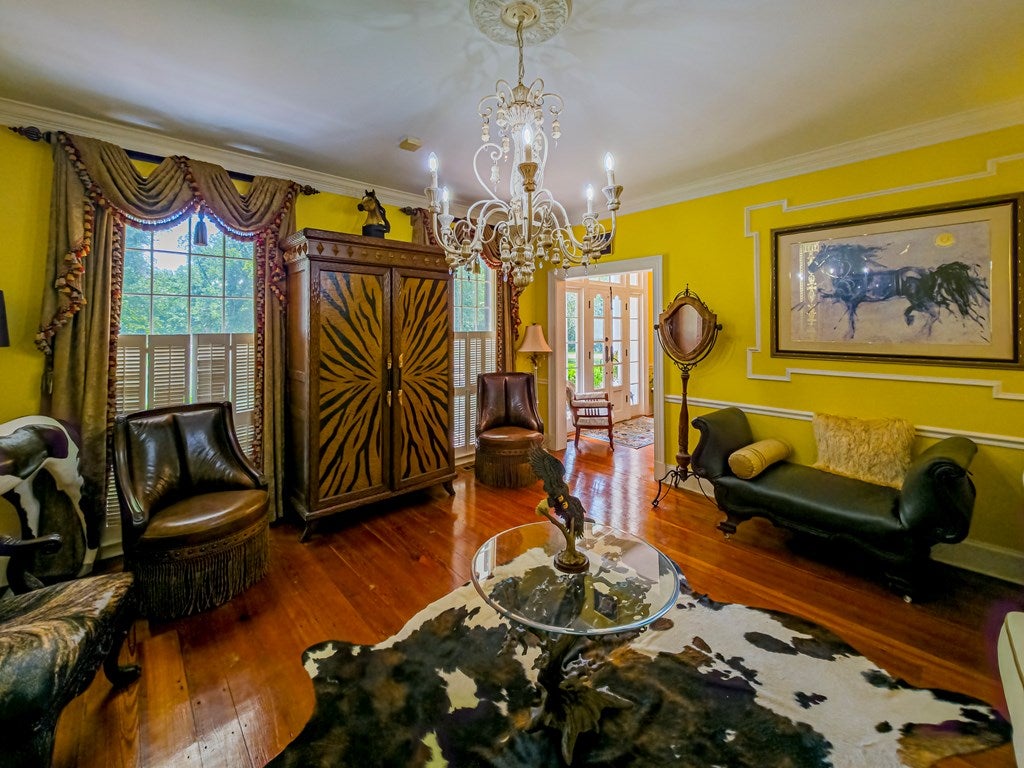 Leslie, Georgia, 31764, United States, 5 Bedrooms Bedrooms, ,4 BathroomsBathrooms,Residential,For Sale,1944897