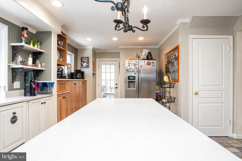 Hightstown, New Jersey, 08520, United States, 5 Bedrooms Bedrooms, ,4 BathroomsBathrooms,Residential,For Sale,1928581