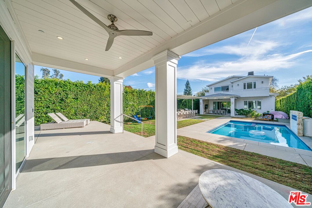 Valley Village, California, 91607, United States, 7 Bedrooms Bedrooms, ,8 BathroomsBathrooms,Residential,For Sale,1997303