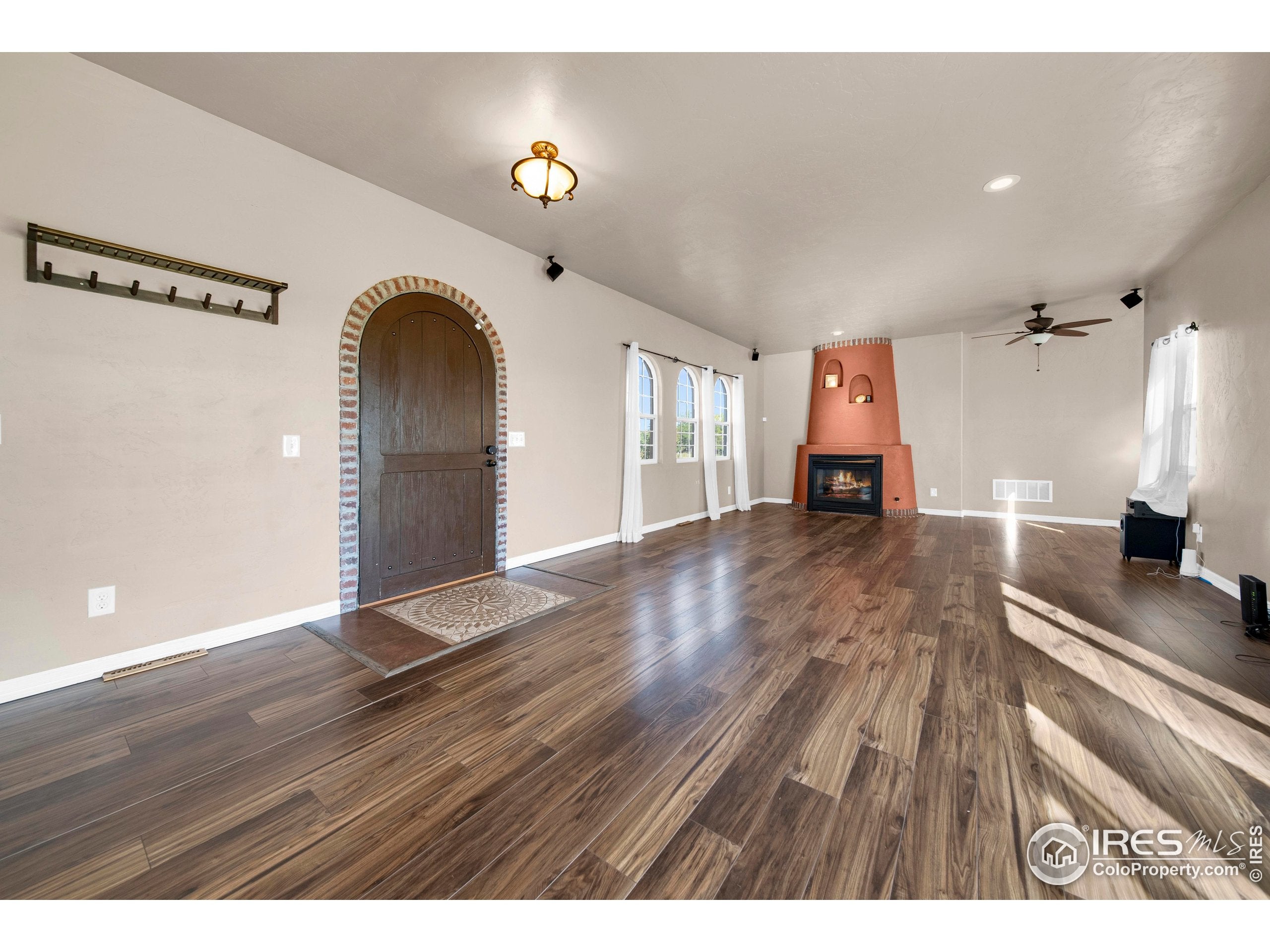 Fort Morgan, Colorado, 80701, United States, 3 Bedrooms Bedrooms, ,4 BathroomsBathrooms,Residential,For Sale,1982618