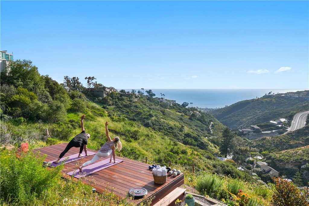 Laguna Beach, California, 92651, United States, 5 Bedrooms Bedrooms, ,6 BathroomsBathrooms,Residential,For Sale,1908512