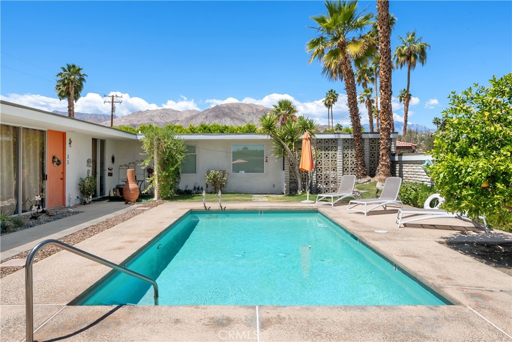 Palm Desert, California, 92260, United States, 2 Bedrooms Bedrooms, ,2 BathroomsBathrooms,Residential,For Sale,1948524