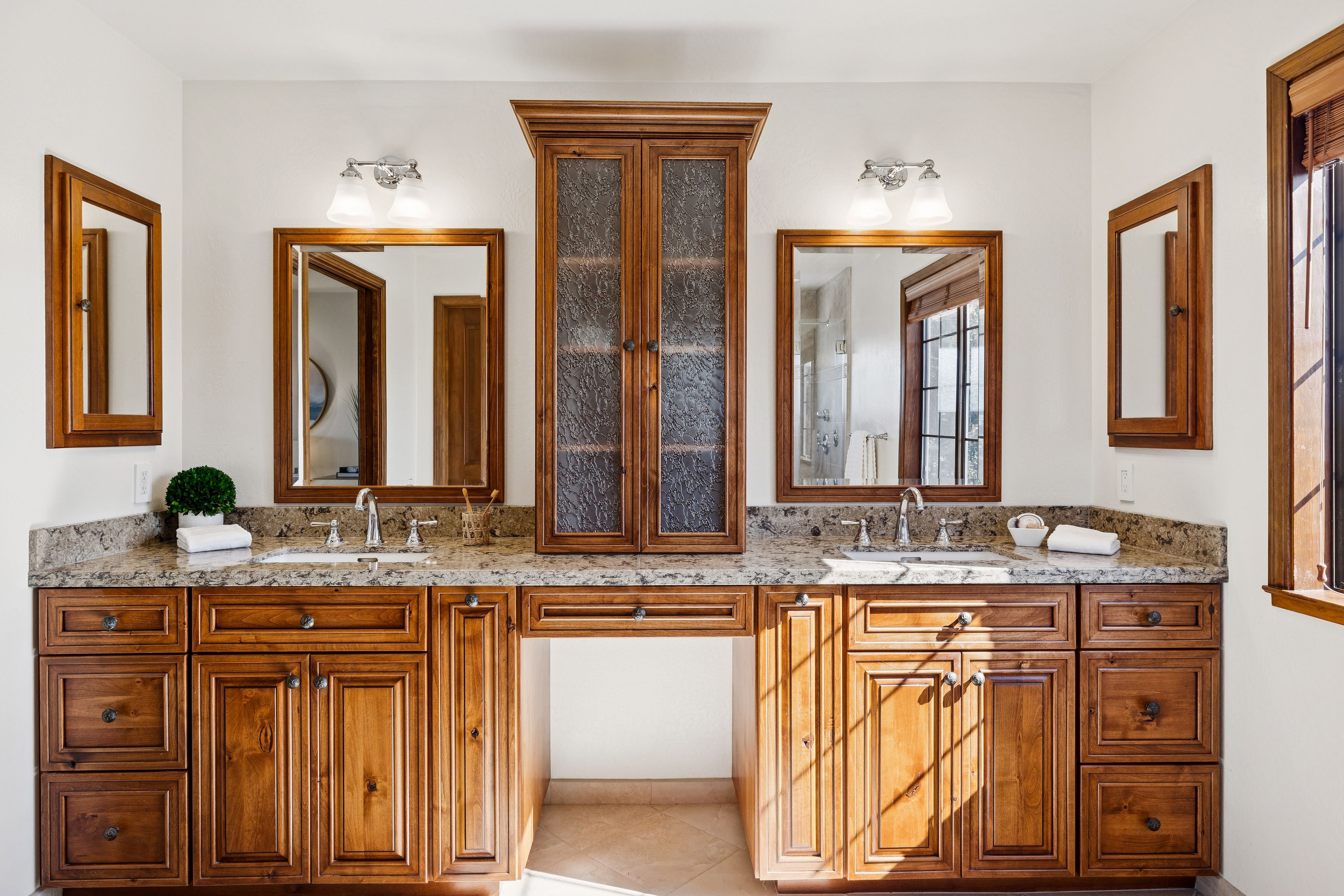  Private Sanctuary in Atherton Oaks - 物件實景