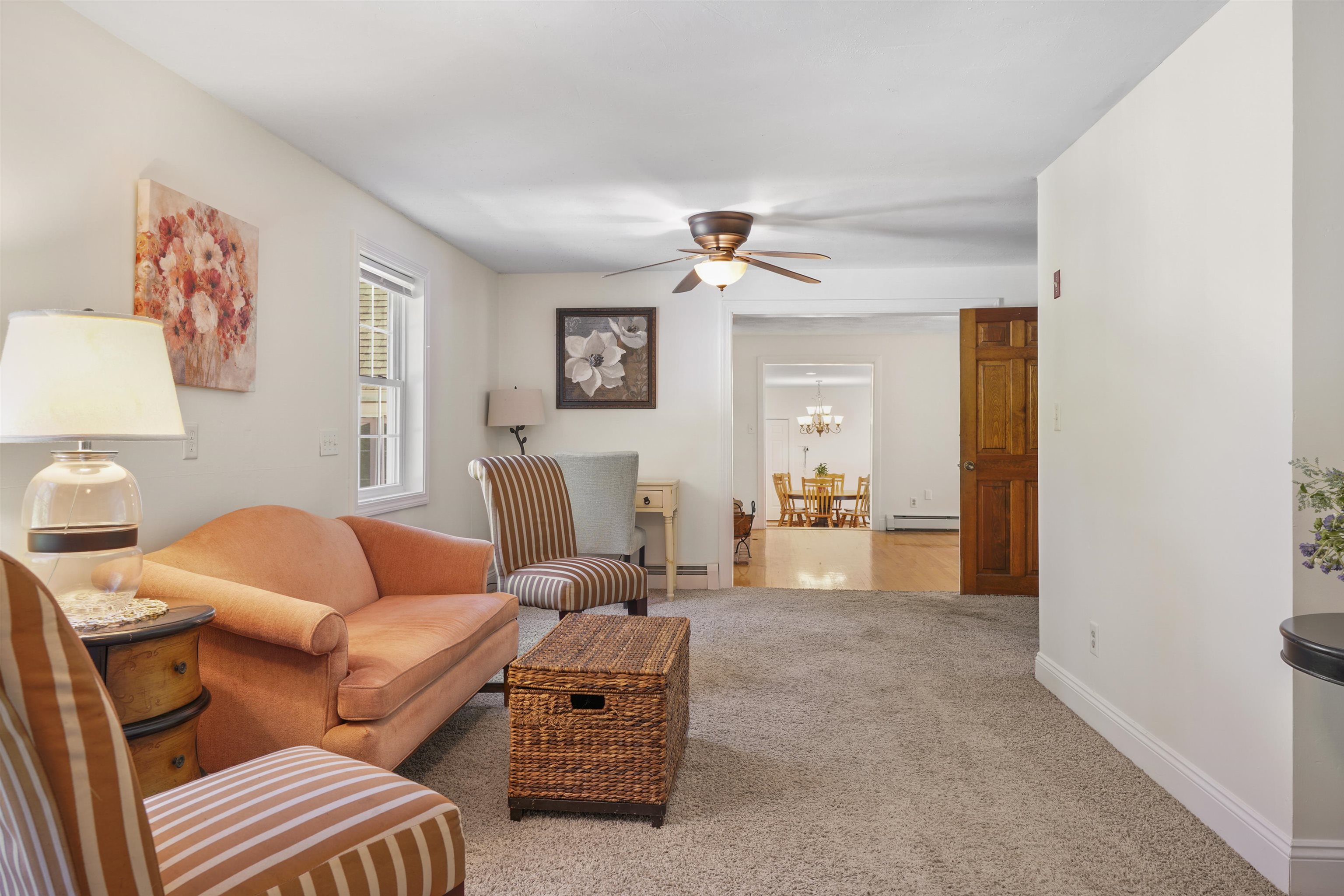 Plaistow, New Hampshire, 03865, United States, 4 Bedrooms Bedrooms, ,3 BathroomsBathrooms,Residential,For Sale,1987491