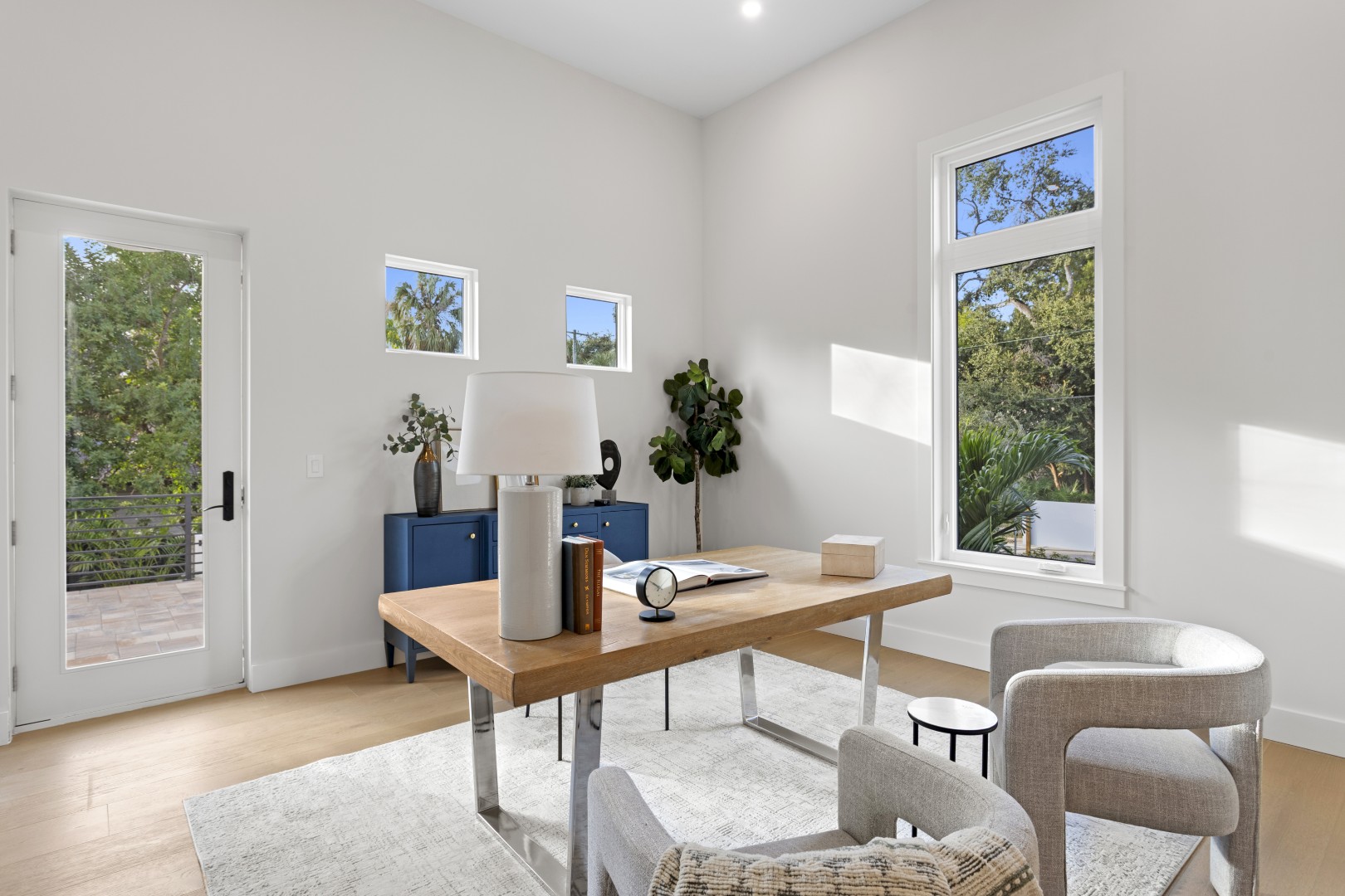 Tampa, Florida, 33629, United States, 5 Bedrooms Bedrooms, ,7 BathroomsBathrooms,Residential,For Sale,1993853