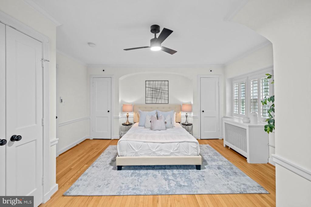 Washington, District of Columbia, 20007, United States, 4 Bedrooms Bedrooms, ,3 BathroomsBathrooms,Residential,For Sale,1975230