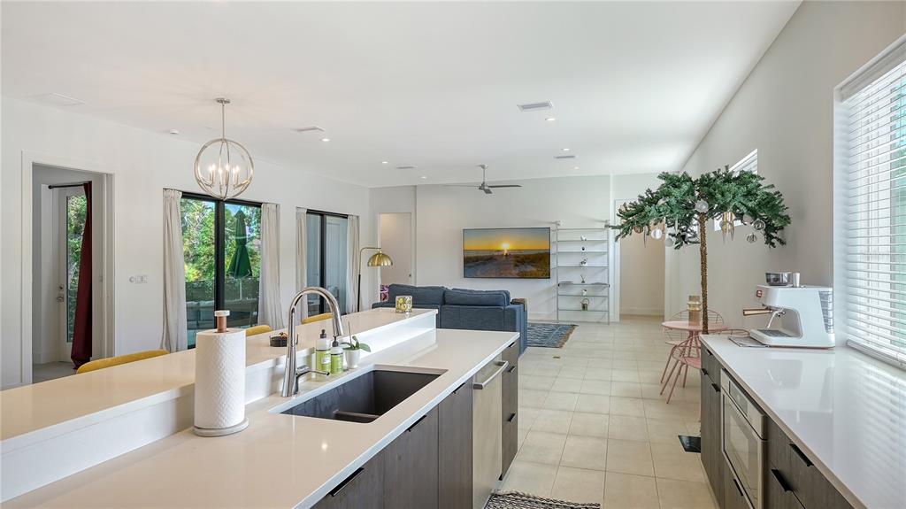 Sarasota, Florida, 34236, United States, 4 Bedrooms Bedrooms, ,4 BathroomsBathrooms,Residential,For Sale,1796766