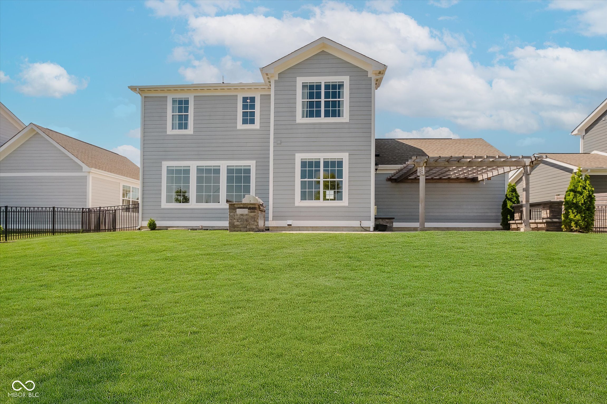Westfield, Indiana, 46074, United States, 4 Bedrooms Bedrooms, ,4 BathroomsBathrooms,Residential,For Sale,1893433