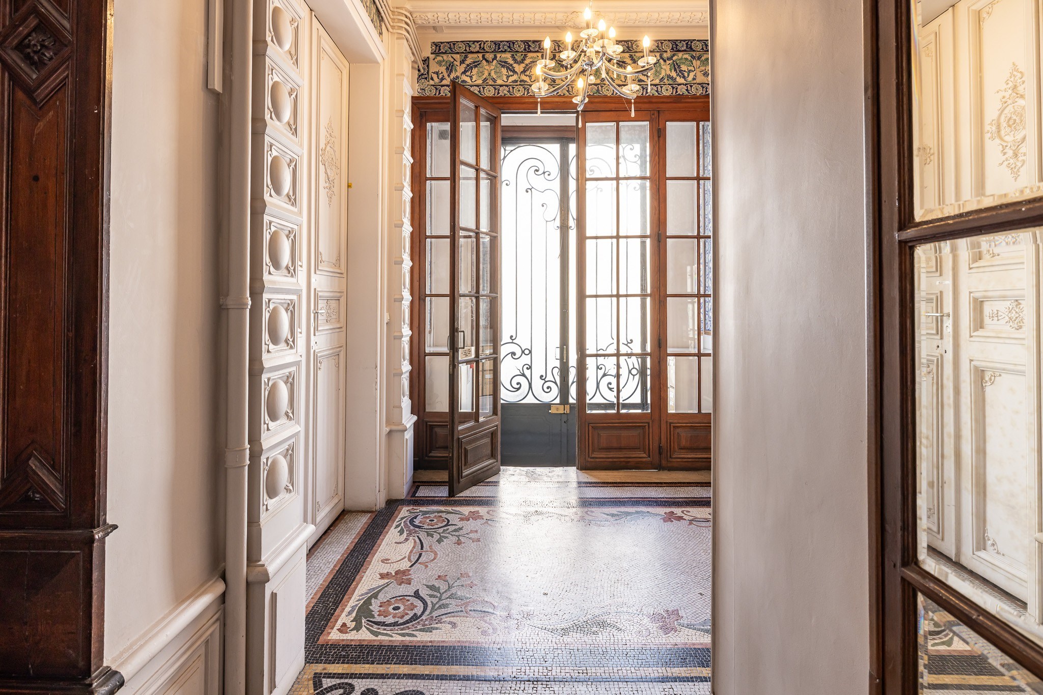  EXCLUSIVE LUXURY PROPERTY - MAGNIFICENT, COMPLETELY RENOVATED BOURGEOIS APARTME… - 物件實景