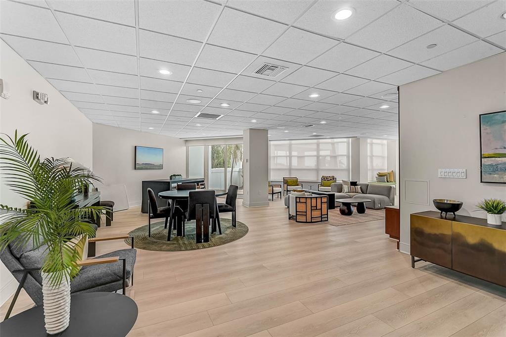 Sarasota, Florida, 34236, United States, 2 Bedrooms Bedrooms, ,2 BathroomsBathrooms,Residential,For Sale,1987982