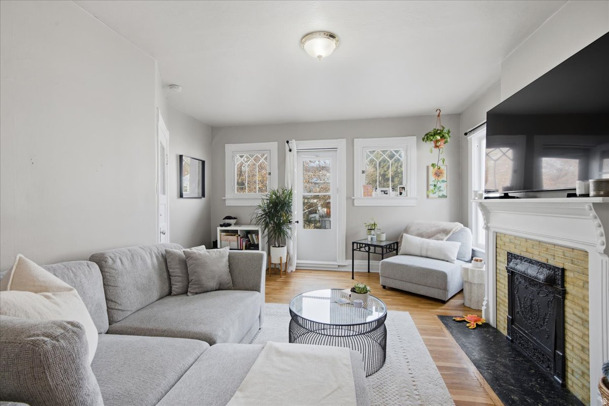 Salt Lake City, Utah, 84103, United States, 5 Bedrooms Bedrooms, ,Residential,For Sale,2003119