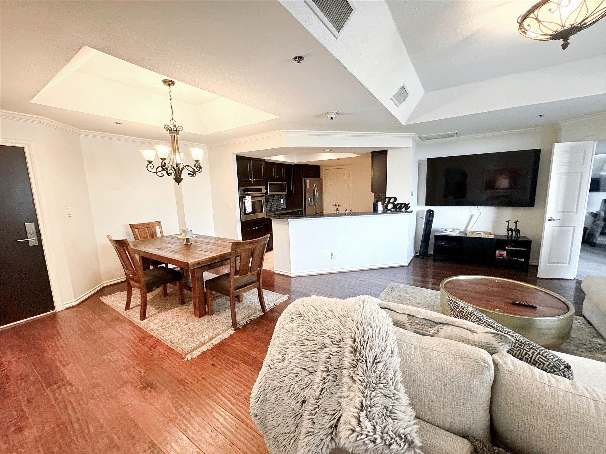 Dallas, Texas, 75225, United States, 2 Bedrooms Bedrooms, ,2 BathroomsBathrooms,Residential,For Sale,1980398