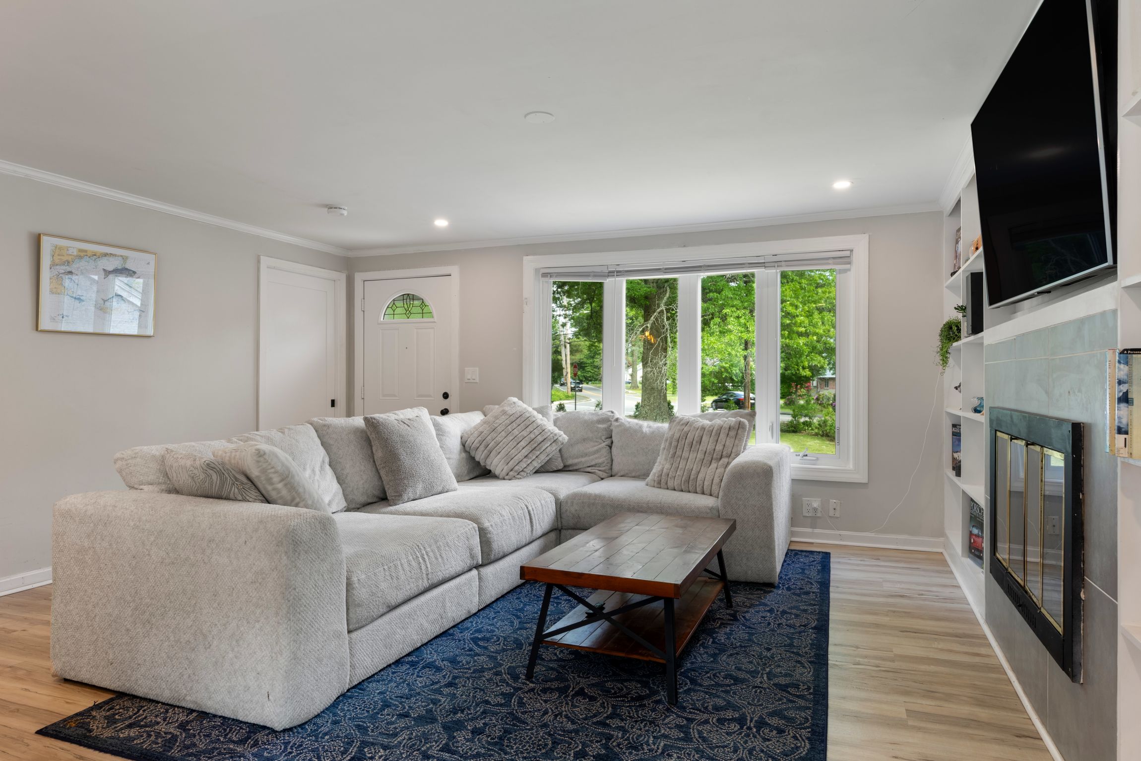  987 Pleasant Street, Framingham, MA, 01701 - 物件實景