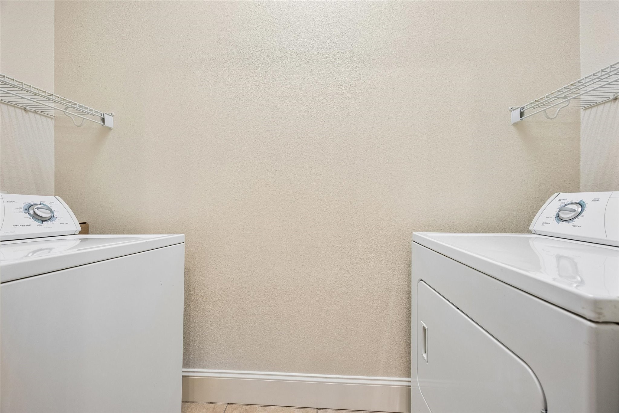  2120 Kipling Street #207 - 物件實景