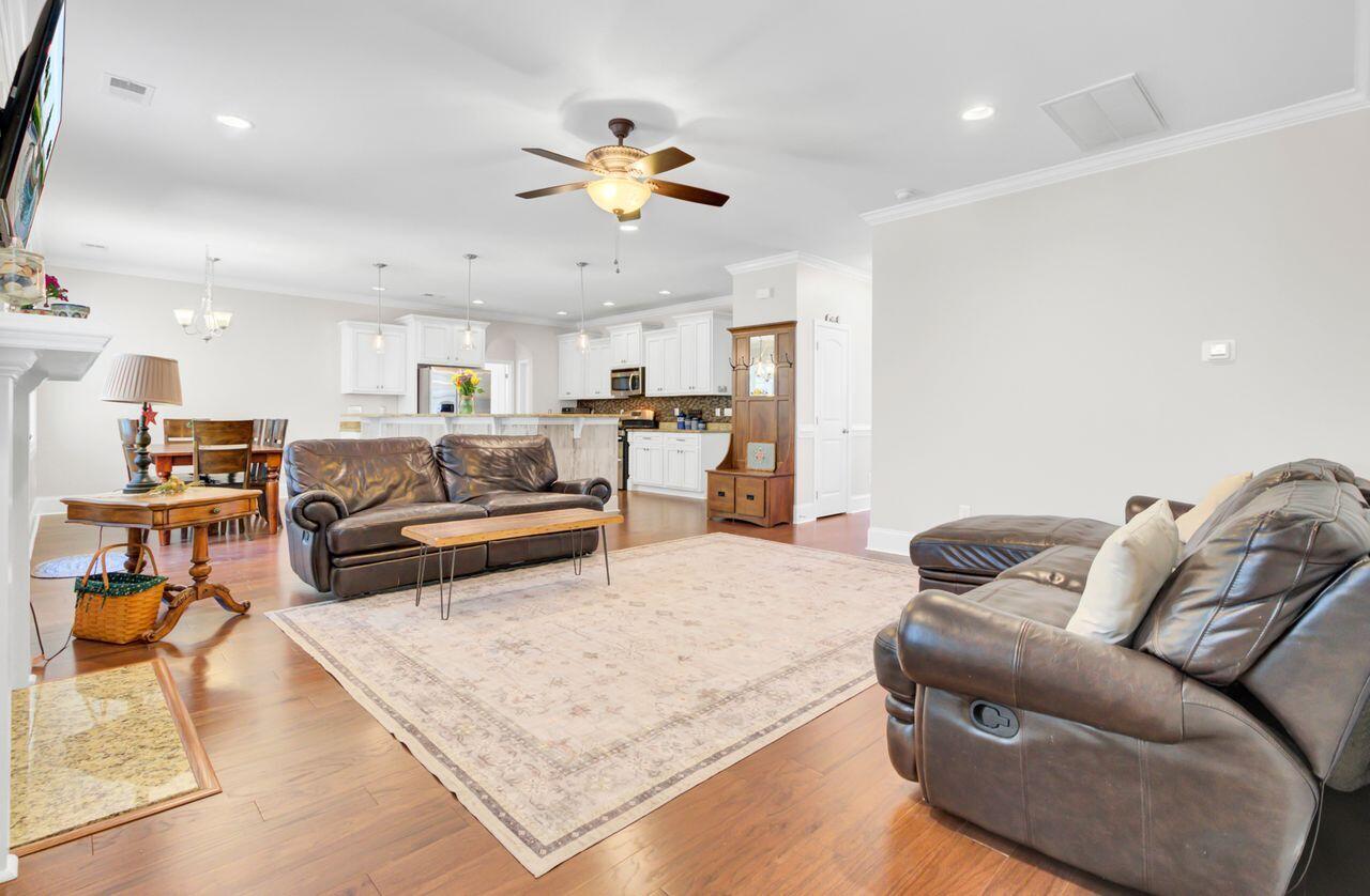 North Charleston, South Carolina, 29420, United States, 5 Bedrooms Bedrooms, ,4 BathroomsBathrooms,Residential,For Sale,1942207