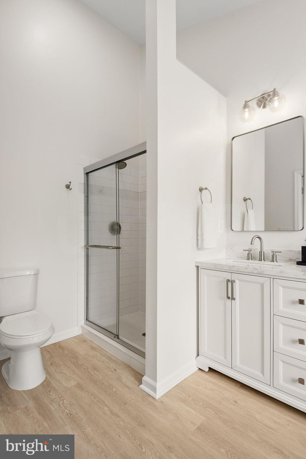 Fairfax, Virginia, 22033, United States, 3 Bedrooms Bedrooms, ,4 BathroomsBathrooms,Residential,For Sale,2048066