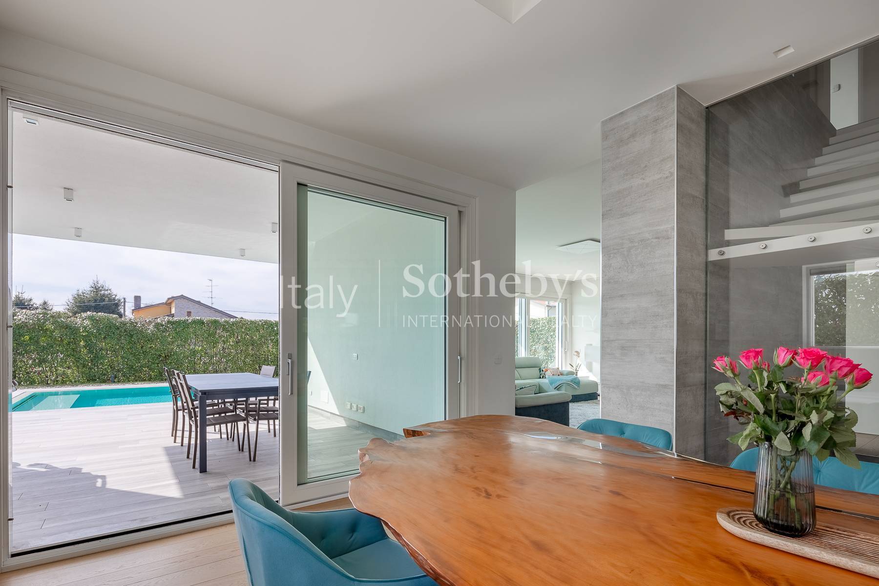  Elegant minimalist high-tech and energy efficient villa - 物件實景