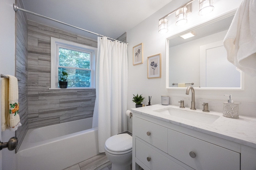 Stoneham, Massachusetts, 02180, United States, 4 Bedrooms Bedrooms, ,2 BathroomsBathrooms,Residential,For Sale,1940945