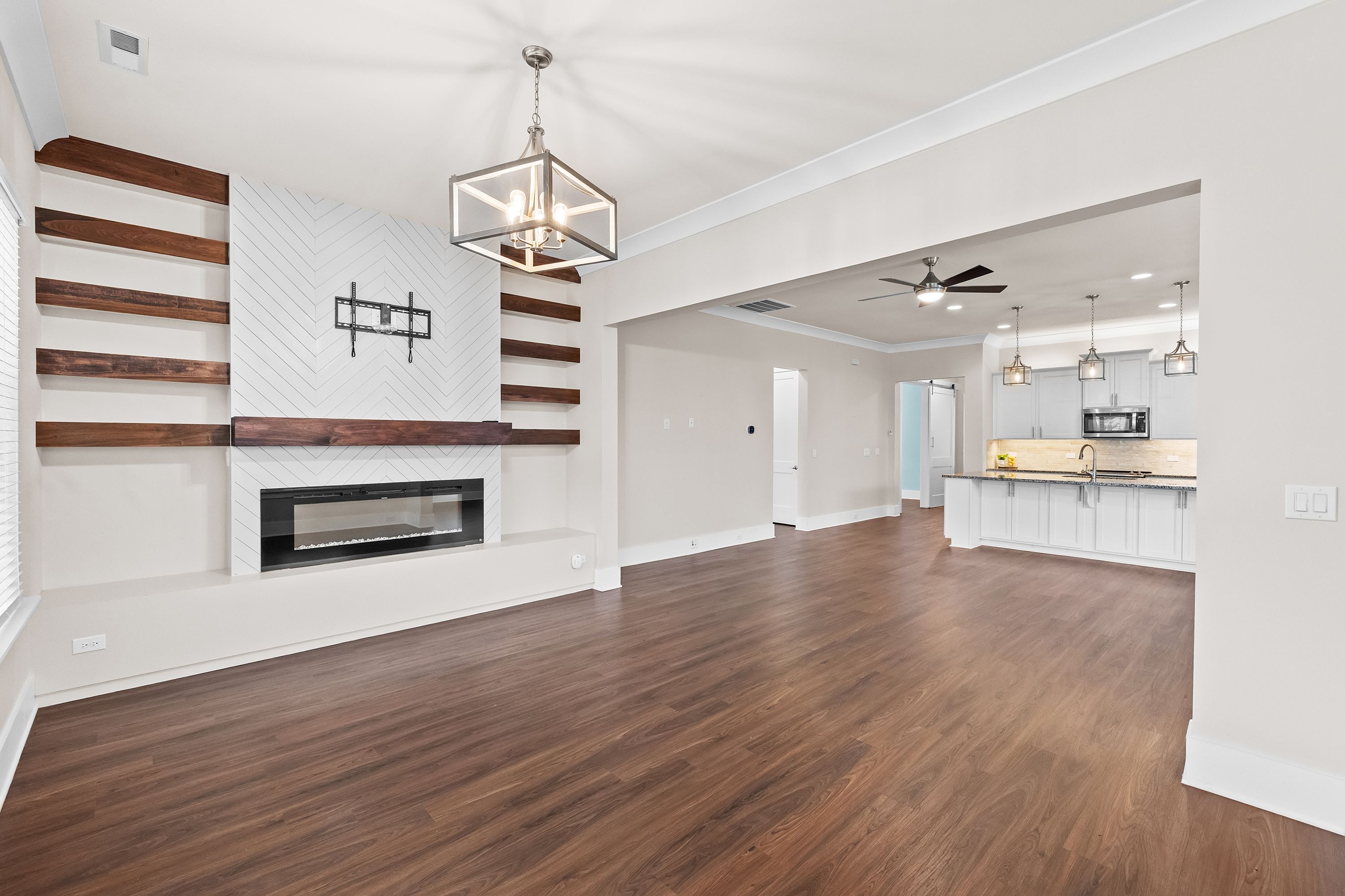  313 Warm Wind Drive, Clayton, NC 27527 - 物件實景
