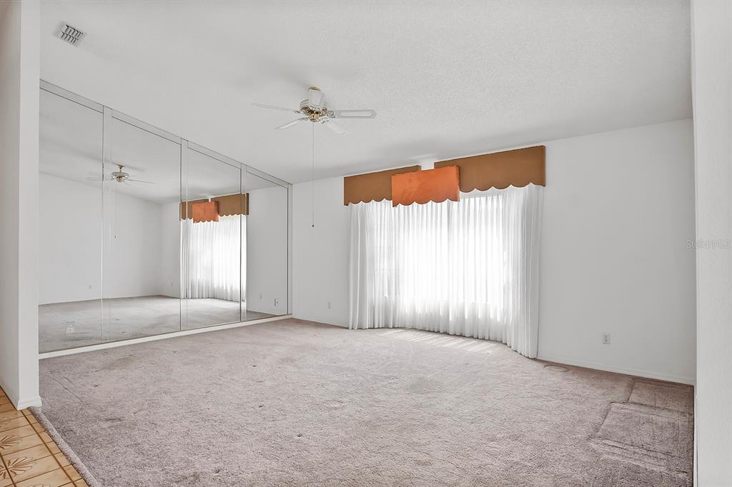 Weeki Wachee, Florida, 34607, United States, 4 Bedrooms Bedrooms, ,5 BathroomsBathrooms,Residential,For Sale,2009705