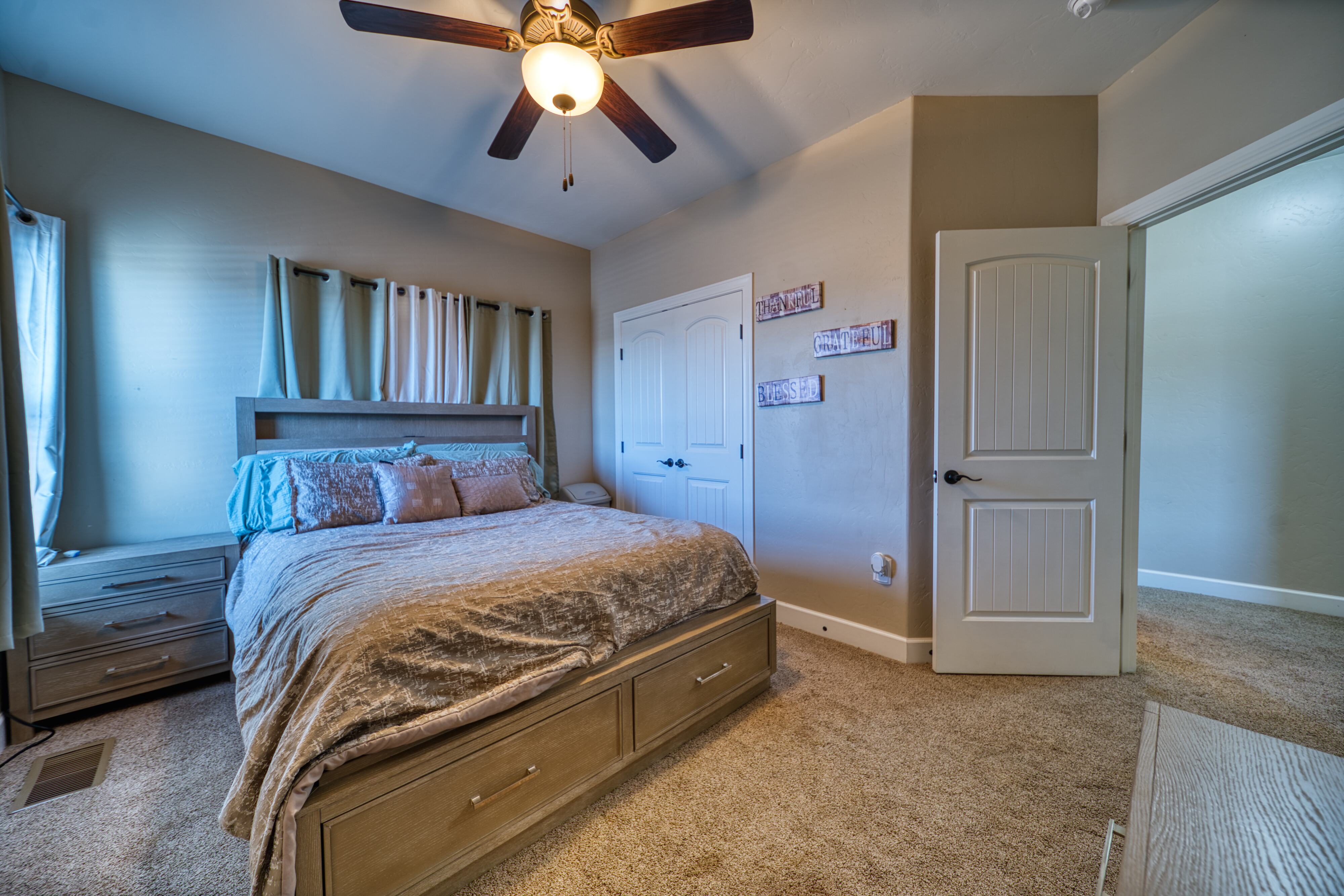 Carlsbad, New Mexico, 88220, United States, 4 Bedrooms Bedrooms, ,3 BathroomsBathrooms,Residential,For Sale,1975049