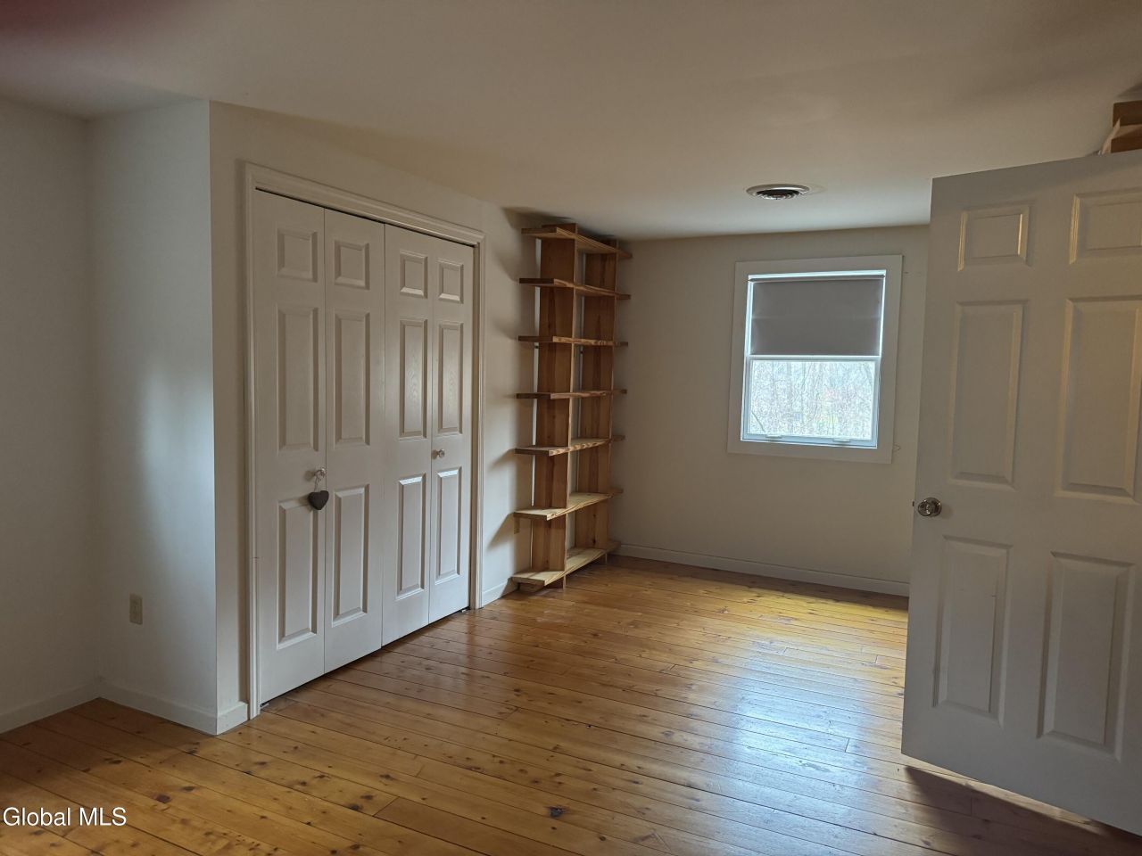 Rexford, New York, 12148, United States, 3 Bedrooms Bedrooms, ,3 BathroomsBathrooms,Residential,For Sale,2001928