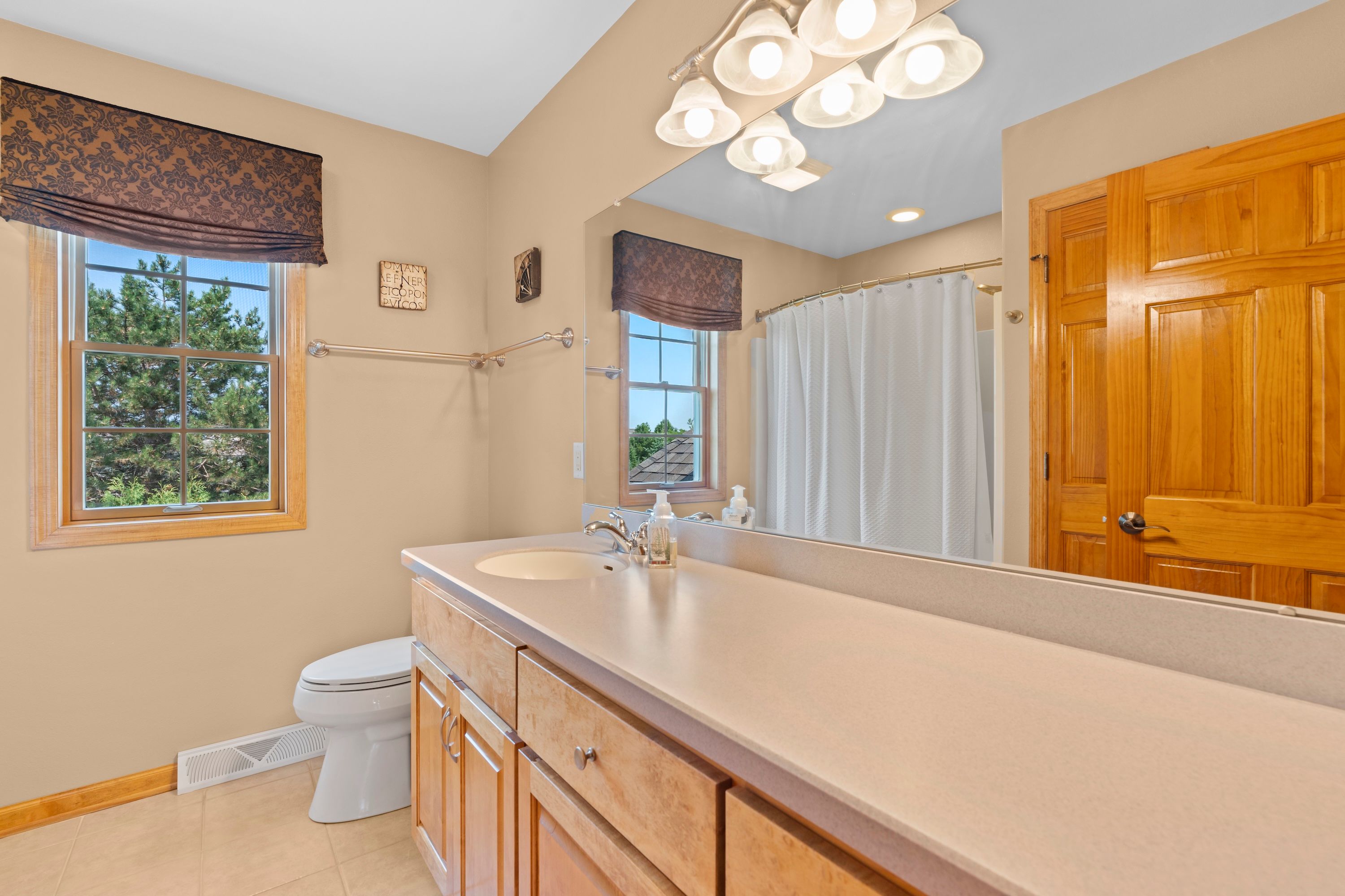  Refined Elegance in Eastlake Village at Pabst Farms - 物件實景