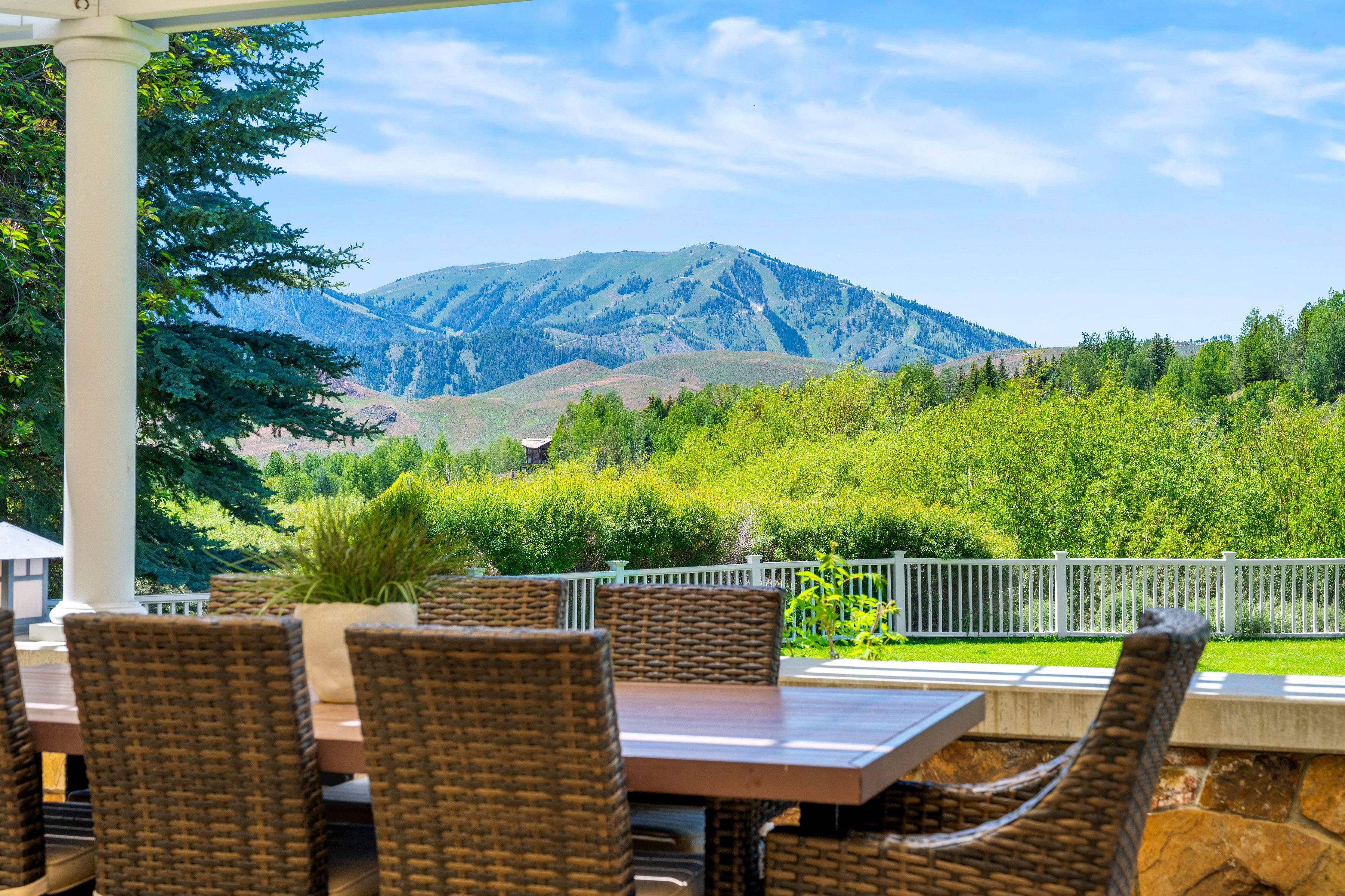  Nothing Compares to Premier Views of Bald Mountain - 物件實景