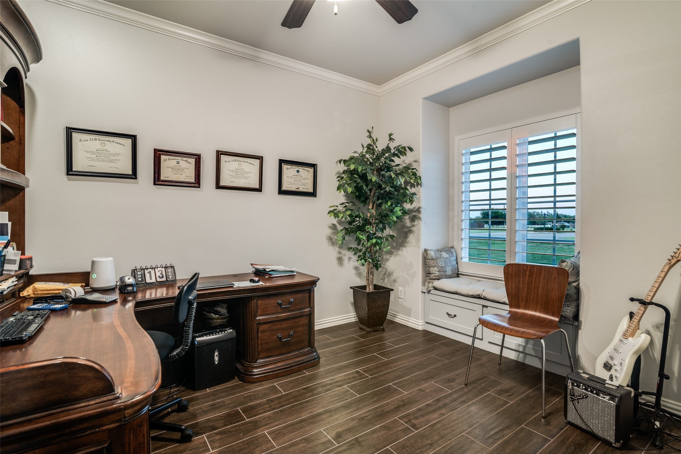 Oak Ridge, Texas, 75142, United States, 3 Bedrooms Bedrooms, ,3 BathroomsBathrooms,Residential,For Sale,1976084