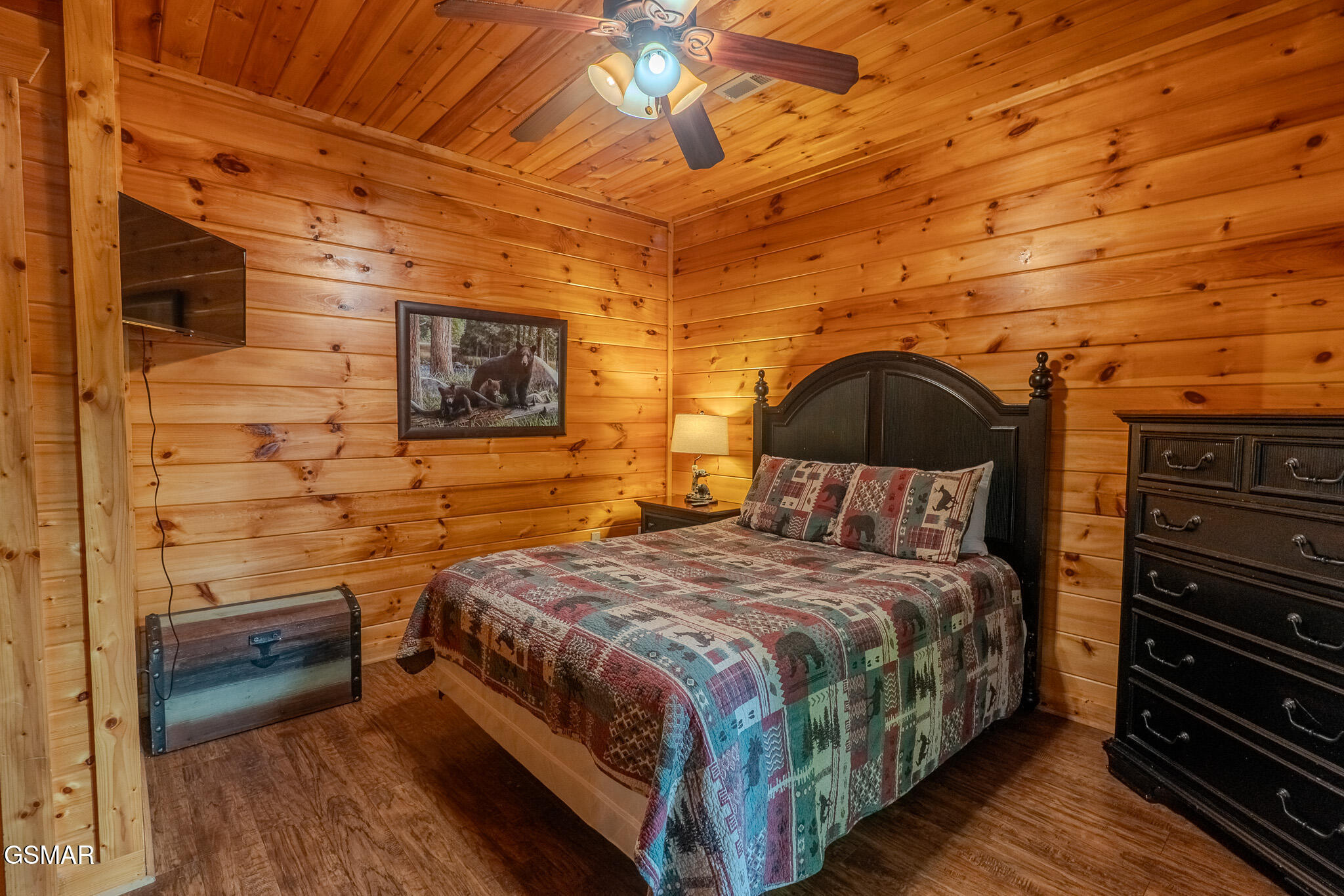 Gatlinburg, Tennessee, 37738, United States, 5 Bedrooms Bedrooms, ,4 BathroomsBathrooms,Residential,For Sale,1835099