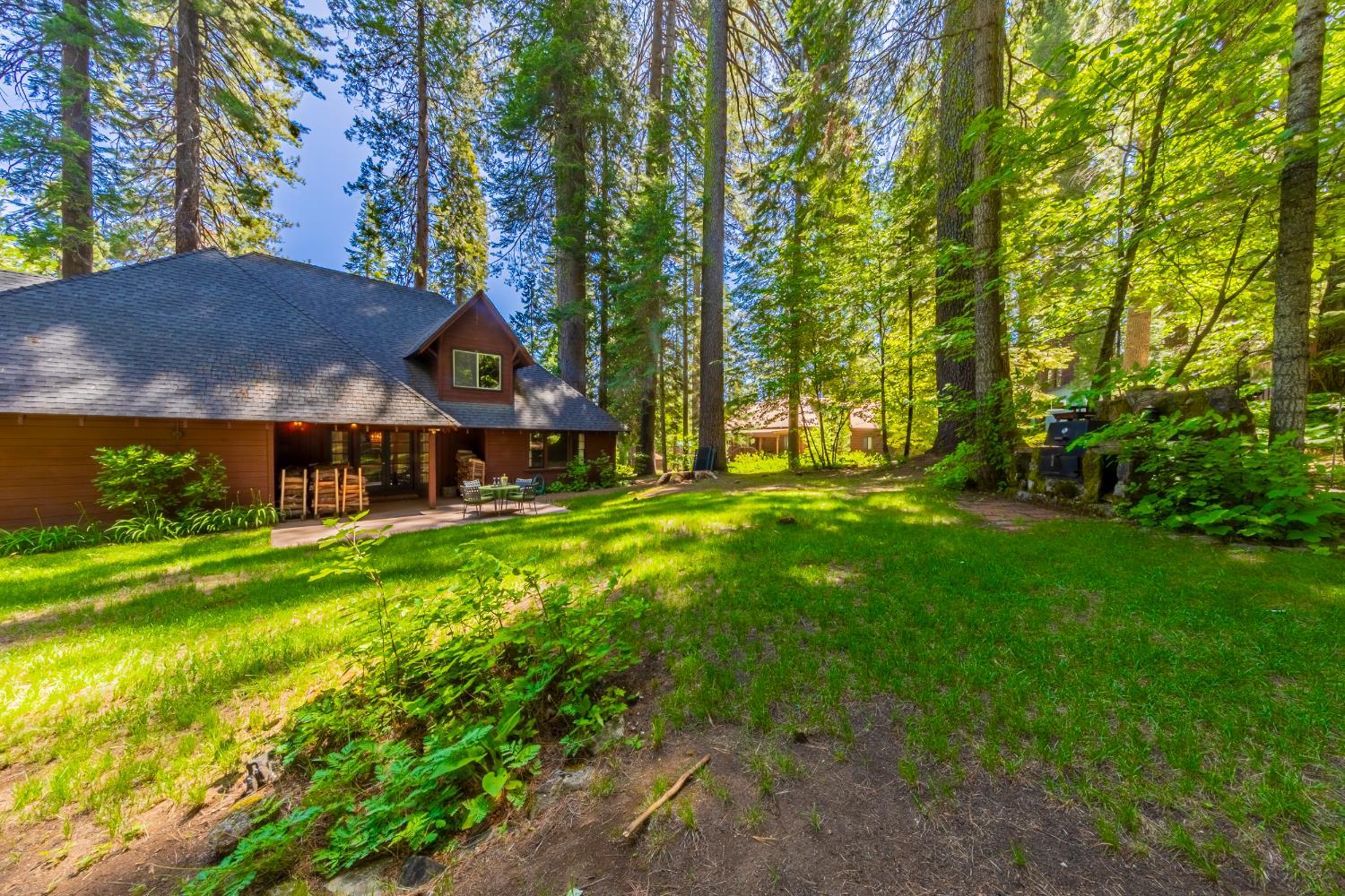 Fish Camp, California, 93623, United States, 5 Bedrooms Bedrooms, ,2 BathroomsBathrooms,Residential,For Sale,1869903