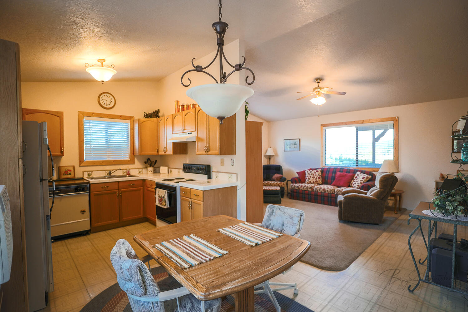 Pine Valley, Utah, 84781, United States, 3 Bedrooms Bedrooms, ,Residential,For Sale,1826361
