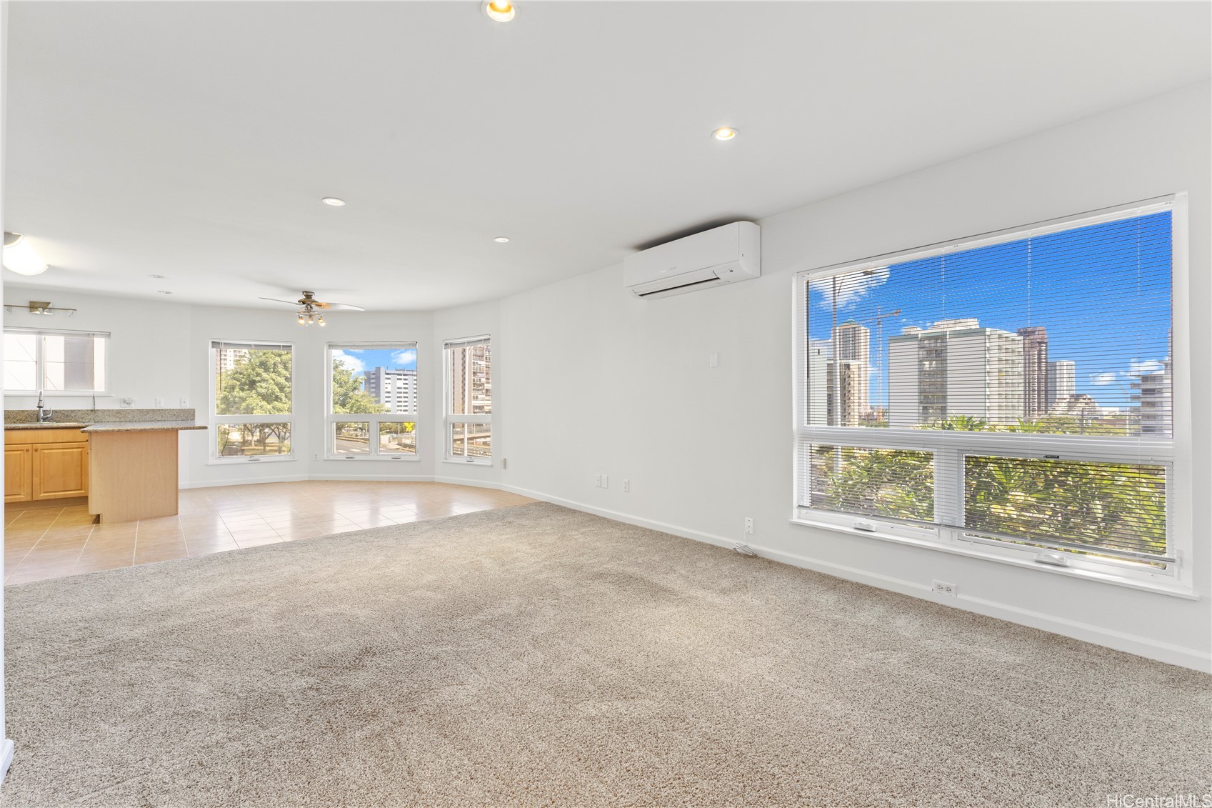 Honolulu, Hawaii, 96813, United States, 4 Bedrooms Bedrooms, ,3 BathroomsBathrooms,Residential,For Sale,1847375