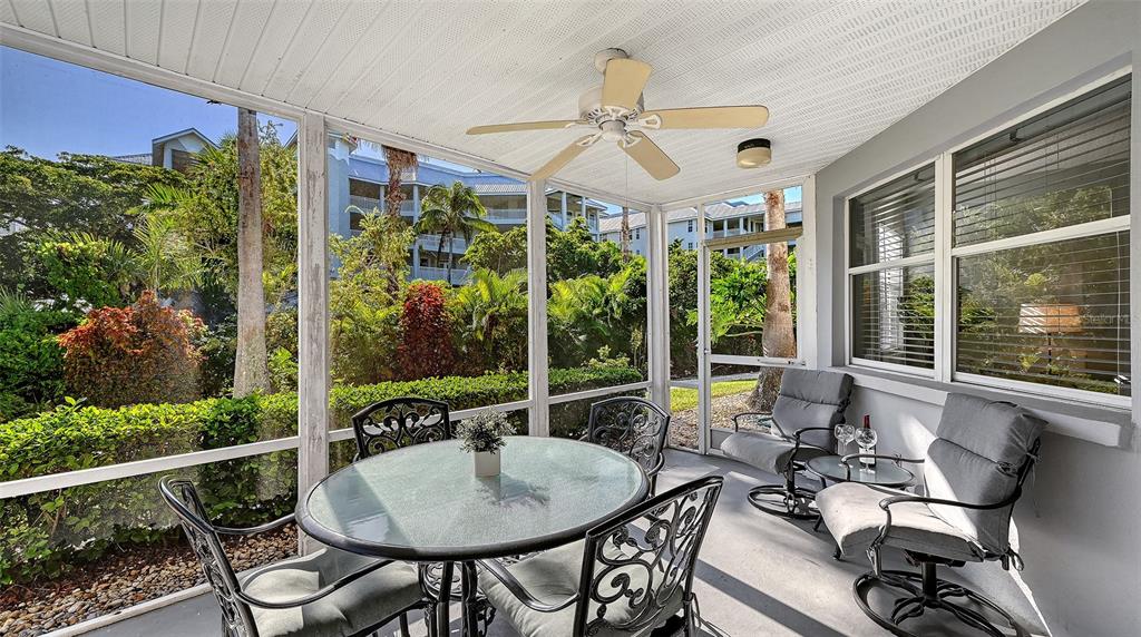 Sarasota, Florida, 34242, United States, 2 Bedrooms Bedrooms, ,2 BathroomsBathrooms,Residential,For Sale,1993059