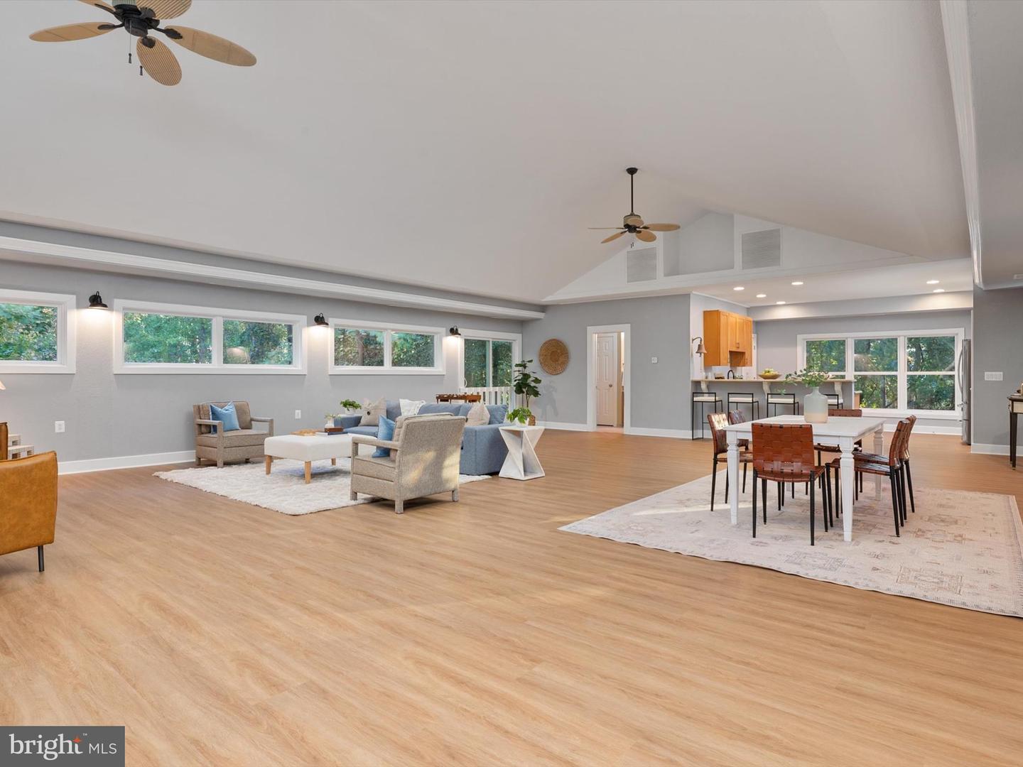 Pasadena, Maryland, 21122, United States, 6 Bedrooms Bedrooms, ,6 BathroomsBathrooms,Residential,For Sale,1994815