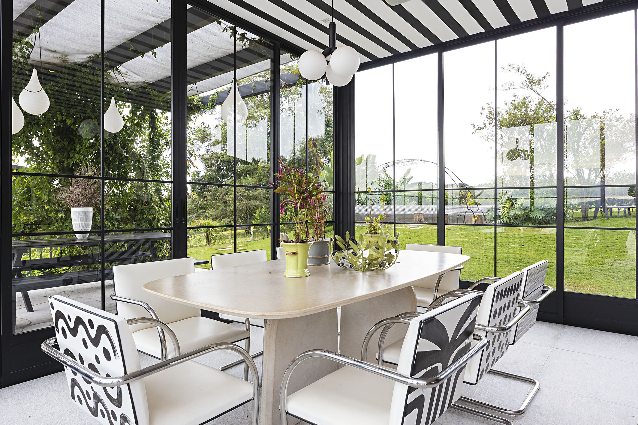  French-Inspired Residence on an Expansive Estate at Fazenda Boa Vista - 物件實景