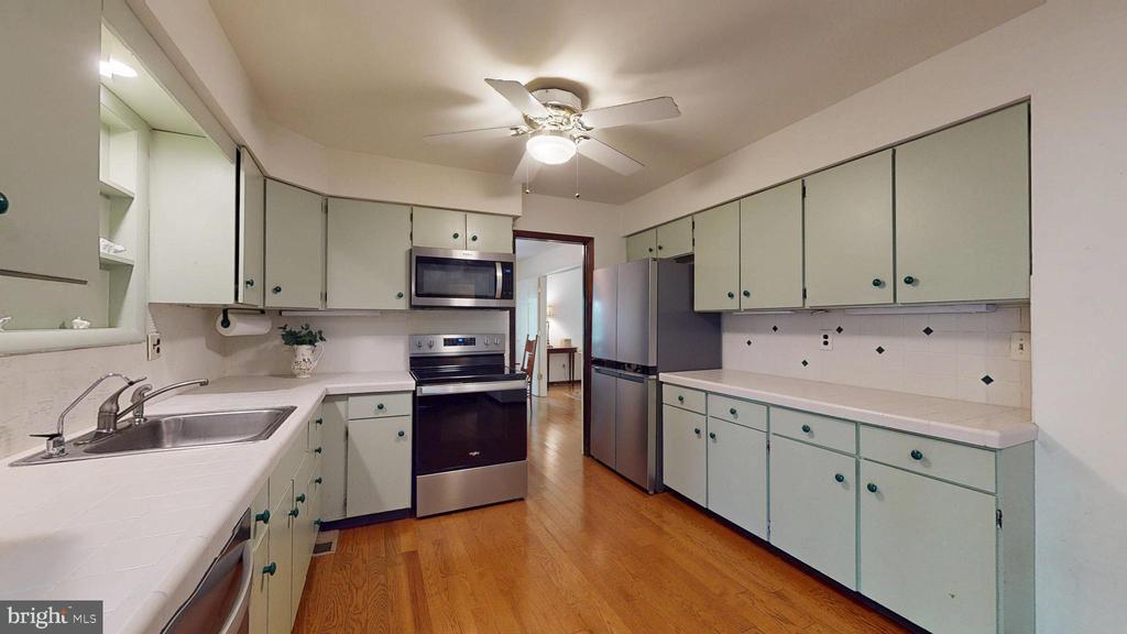 Medford, New Jersey, 08055, United States, 4 Bedrooms Bedrooms, ,4 BathroomsBathrooms,Residential,For Sale,1982582