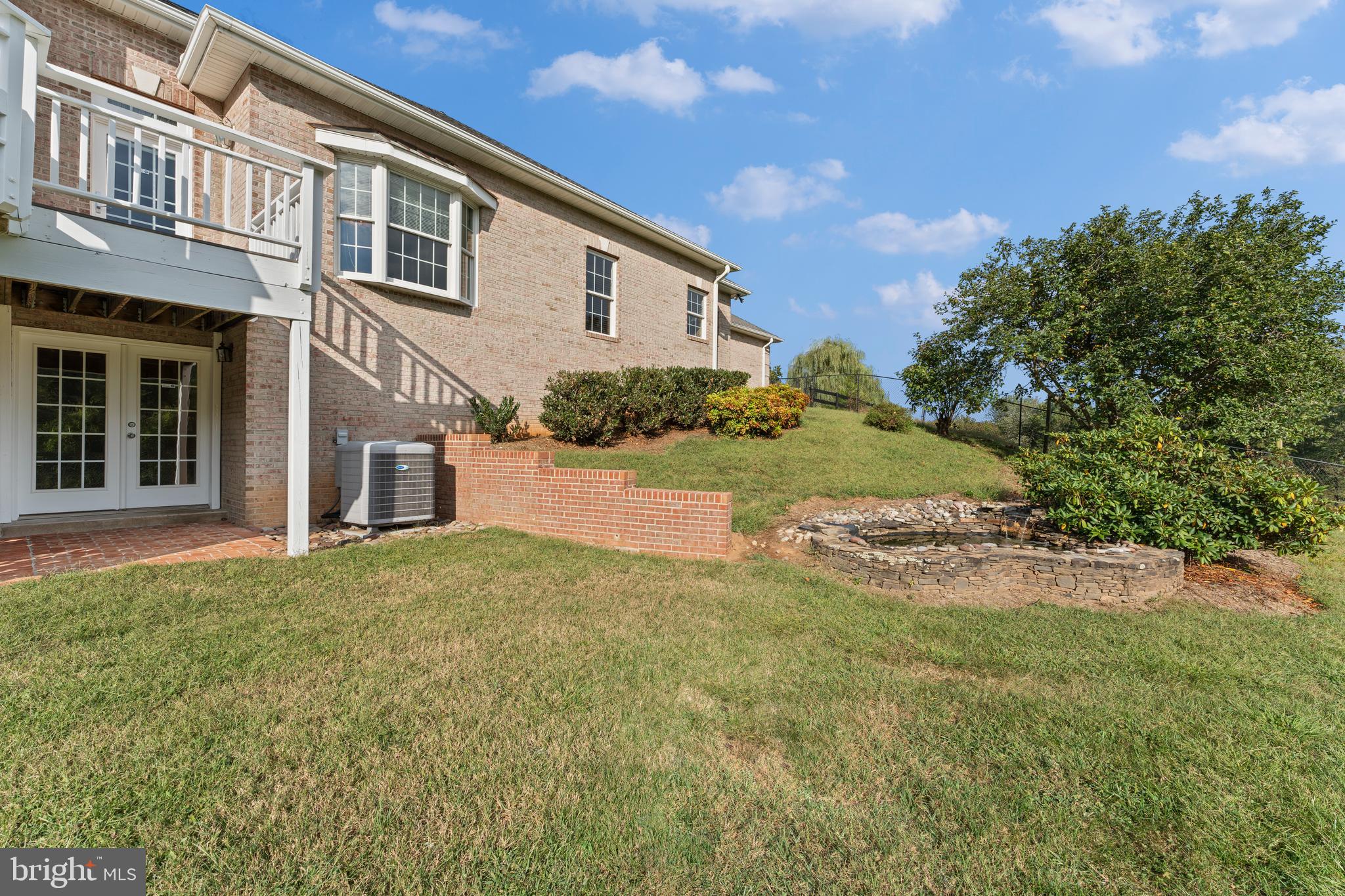 Reva, Virginia, 22735, United States, 4 Bedrooms Bedrooms, ,4 BathroomsBathrooms,Residential,For Sale,1983149