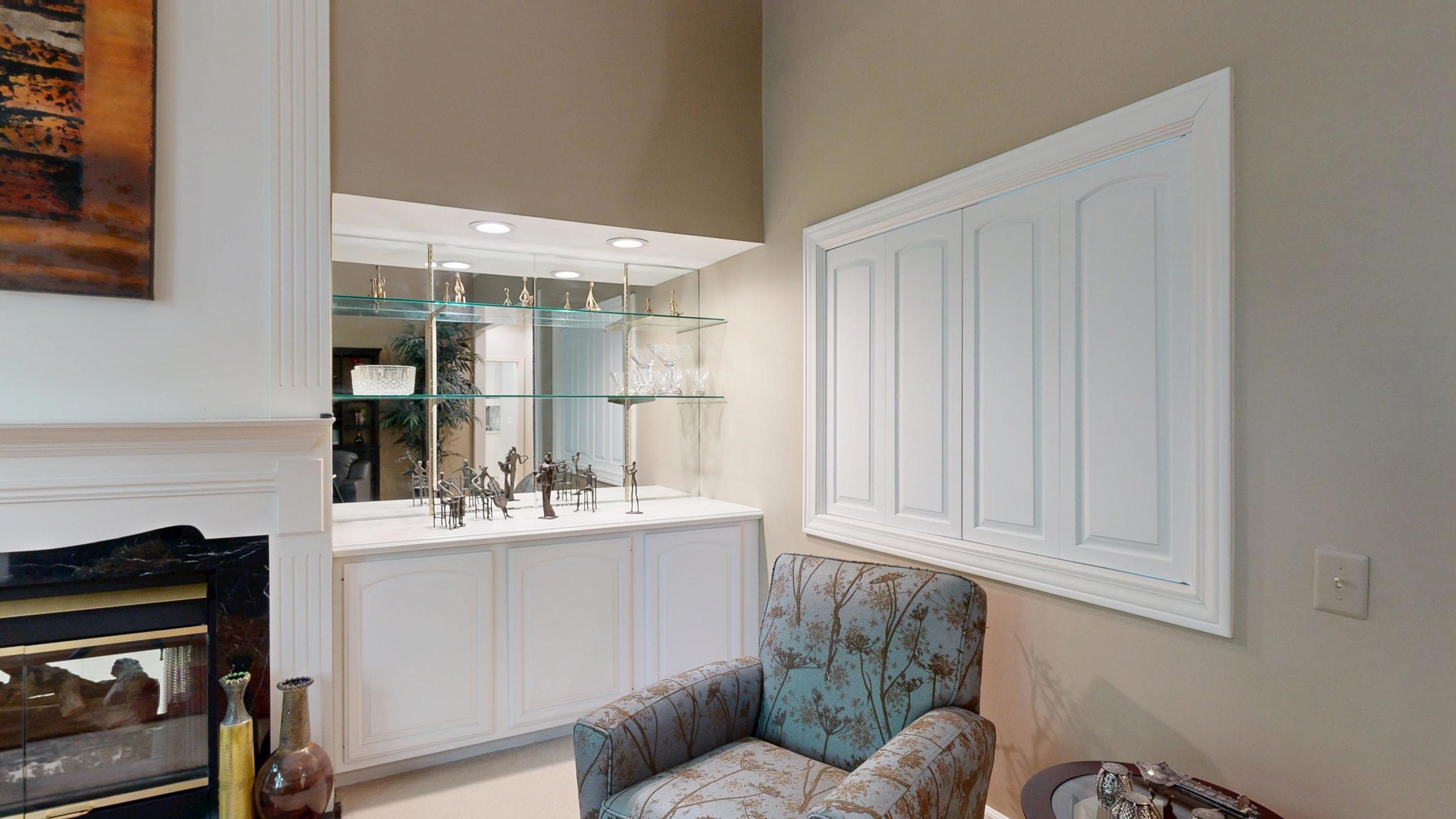 Midland, Michigan, 48642, United States, 5 Bedrooms Bedrooms, ,5 BathroomsBathrooms,Residential,For Sale,2049477