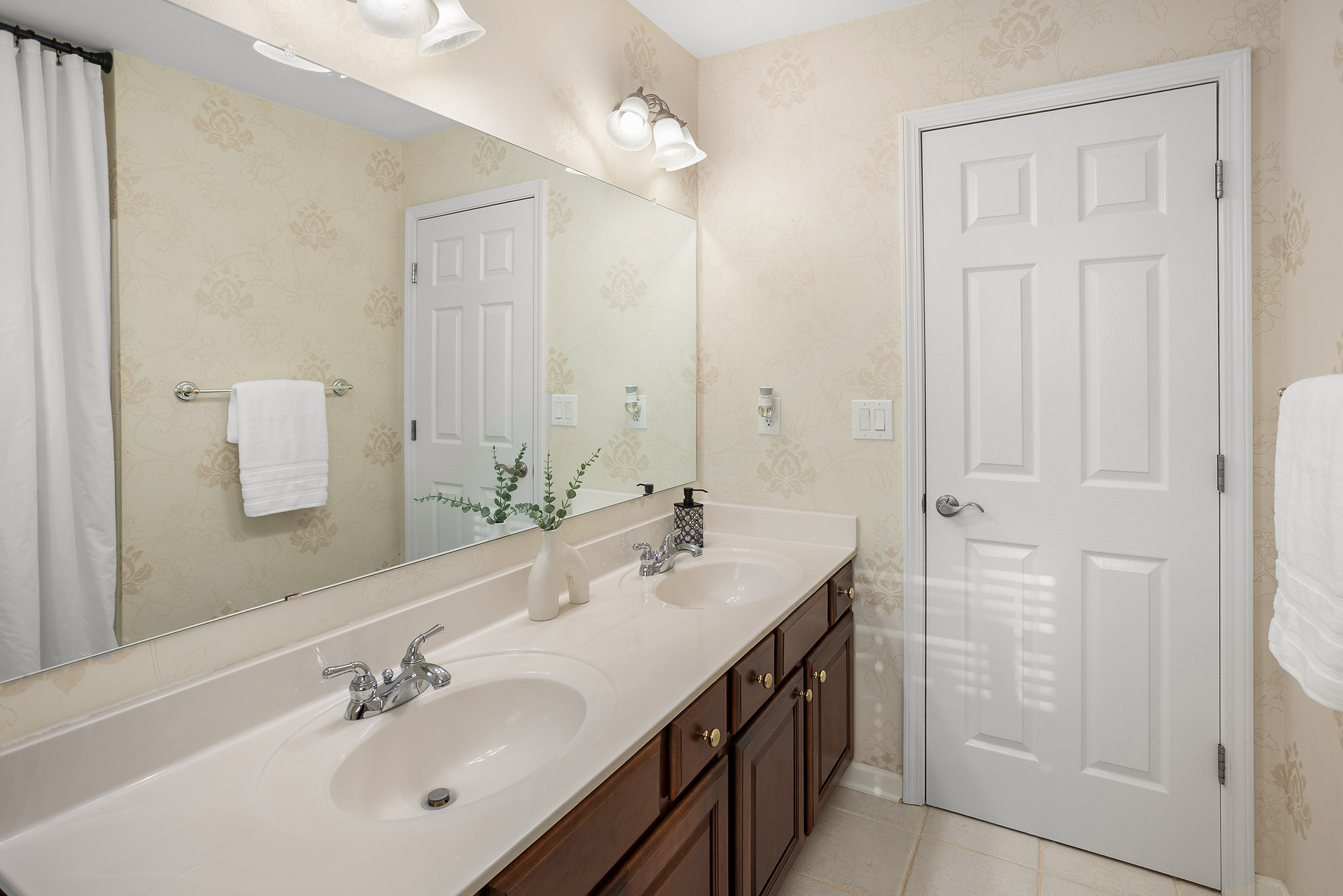  Gorgeous, Move-in Ready Home in Amenity-rich Heron Bay - 物件實景
