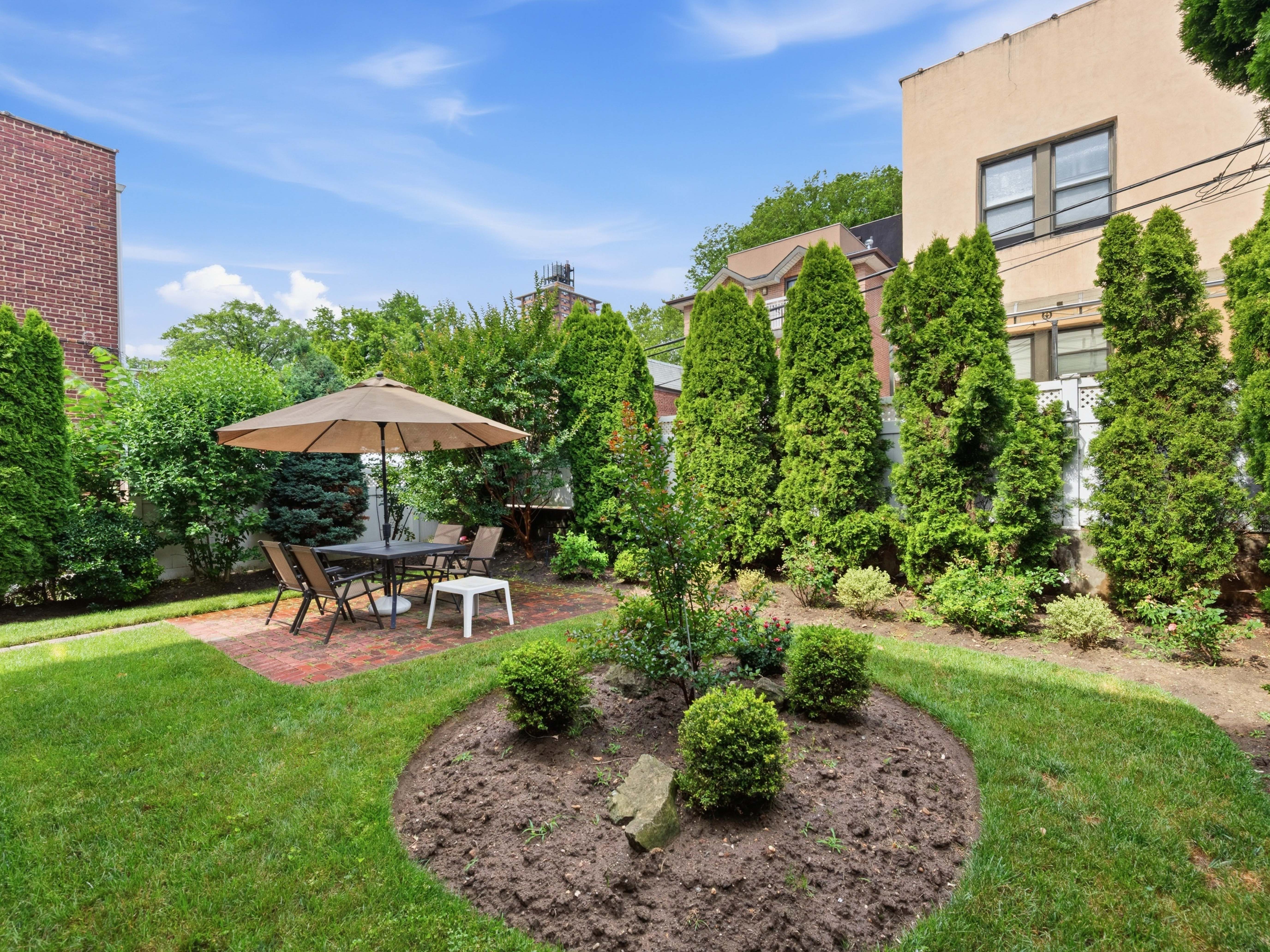 61-26 164th Street, Fresh Meadows, NY 11365 - 物件實景