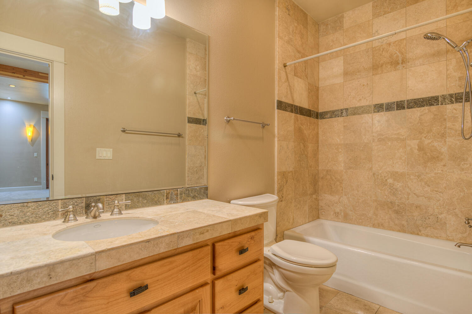 Bend, Oregon, 97703, United States, 4 Bedrooms Bedrooms, ,5 BathroomsBathrooms,Residential,For Sale,1979123