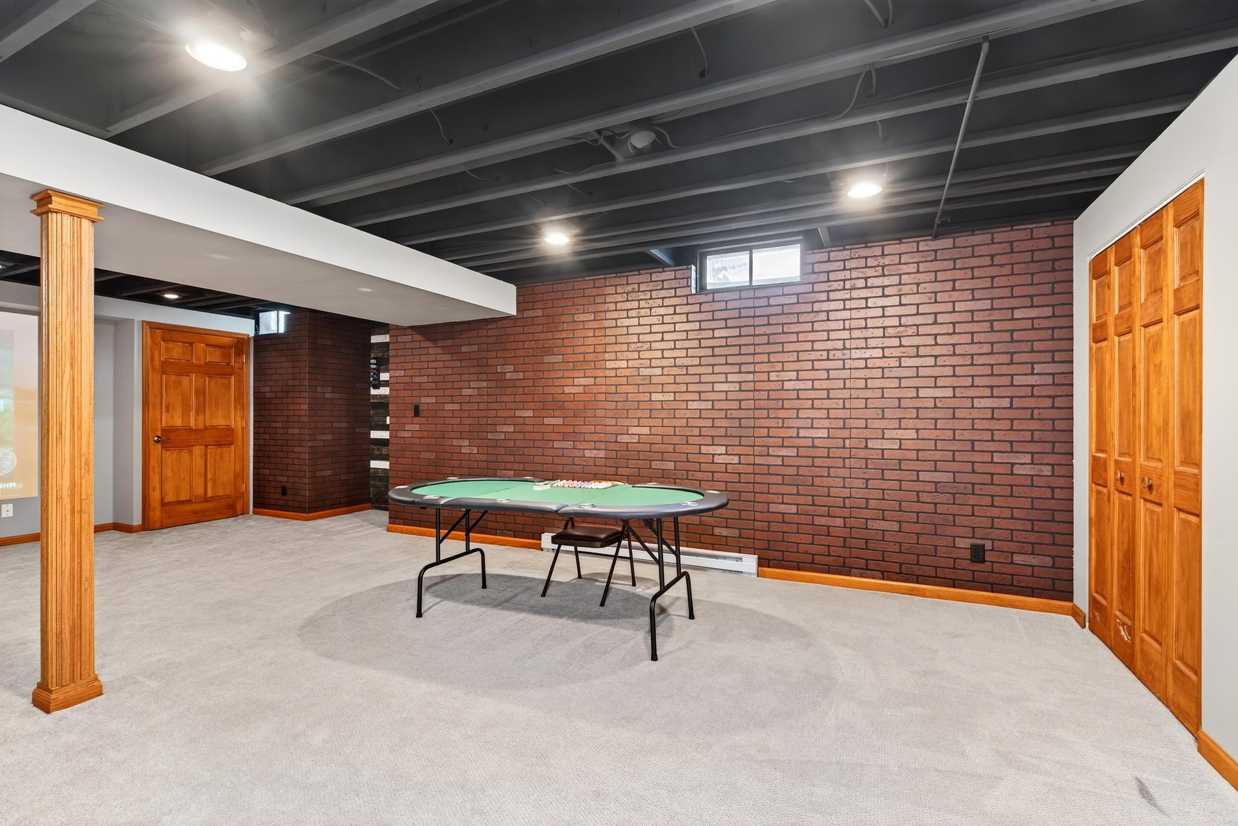 Appleton, Wisconsin, 54913, United States, 3 Bedrooms Bedrooms, ,3 BathroomsBathrooms,Residential,For Sale,1976936