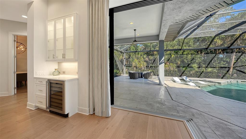 Sarasota, Florida, 34241, United States, 3 Bedrooms Bedrooms, ,3 BathroomsBathrooms,Residential,For Sale,1997346