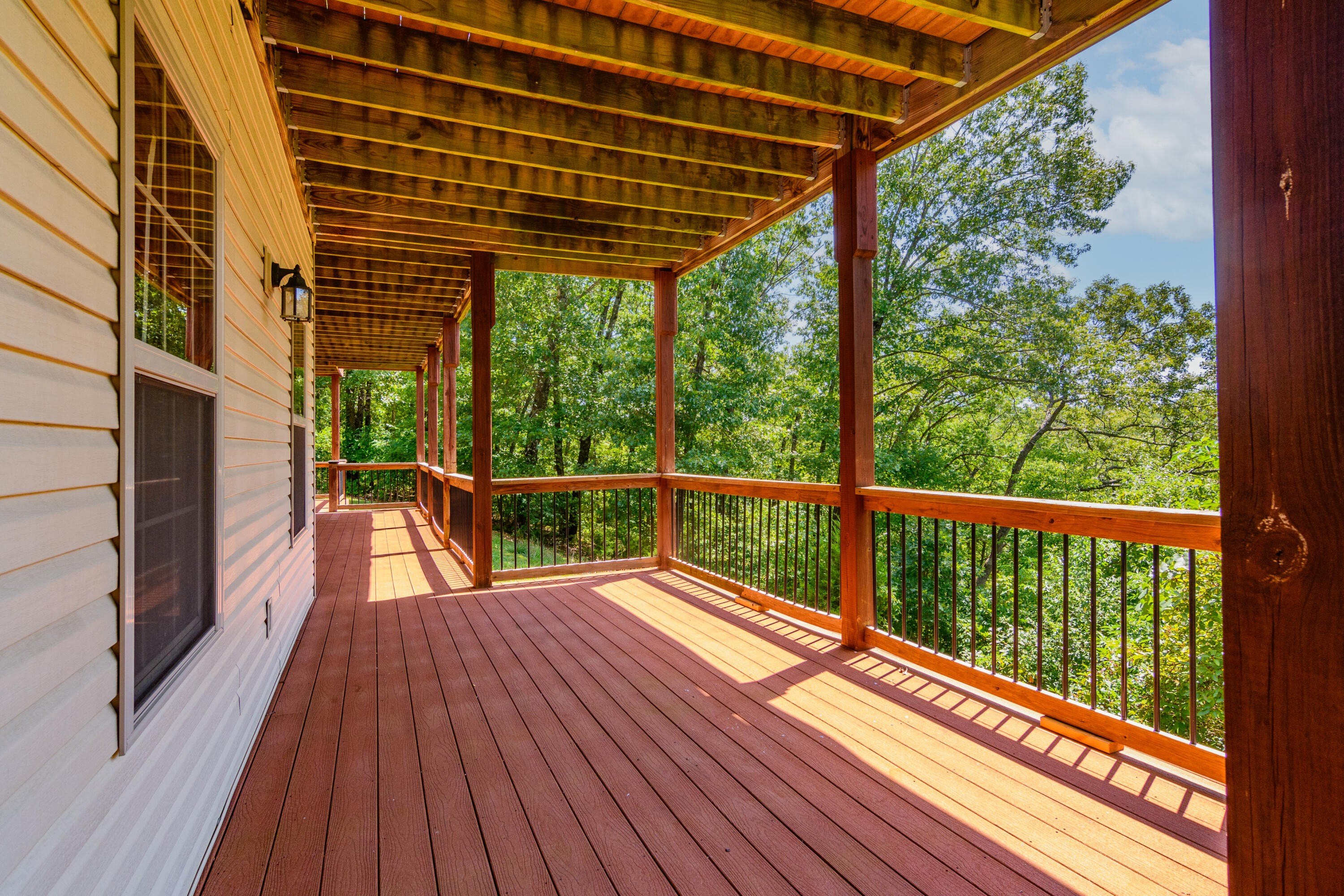 Walnut Shade, Missouri, 65771, United States, 6 Bedrooms Bedrooms, ,5 BathroomsBathrooms,Residential,For Sale,1975828