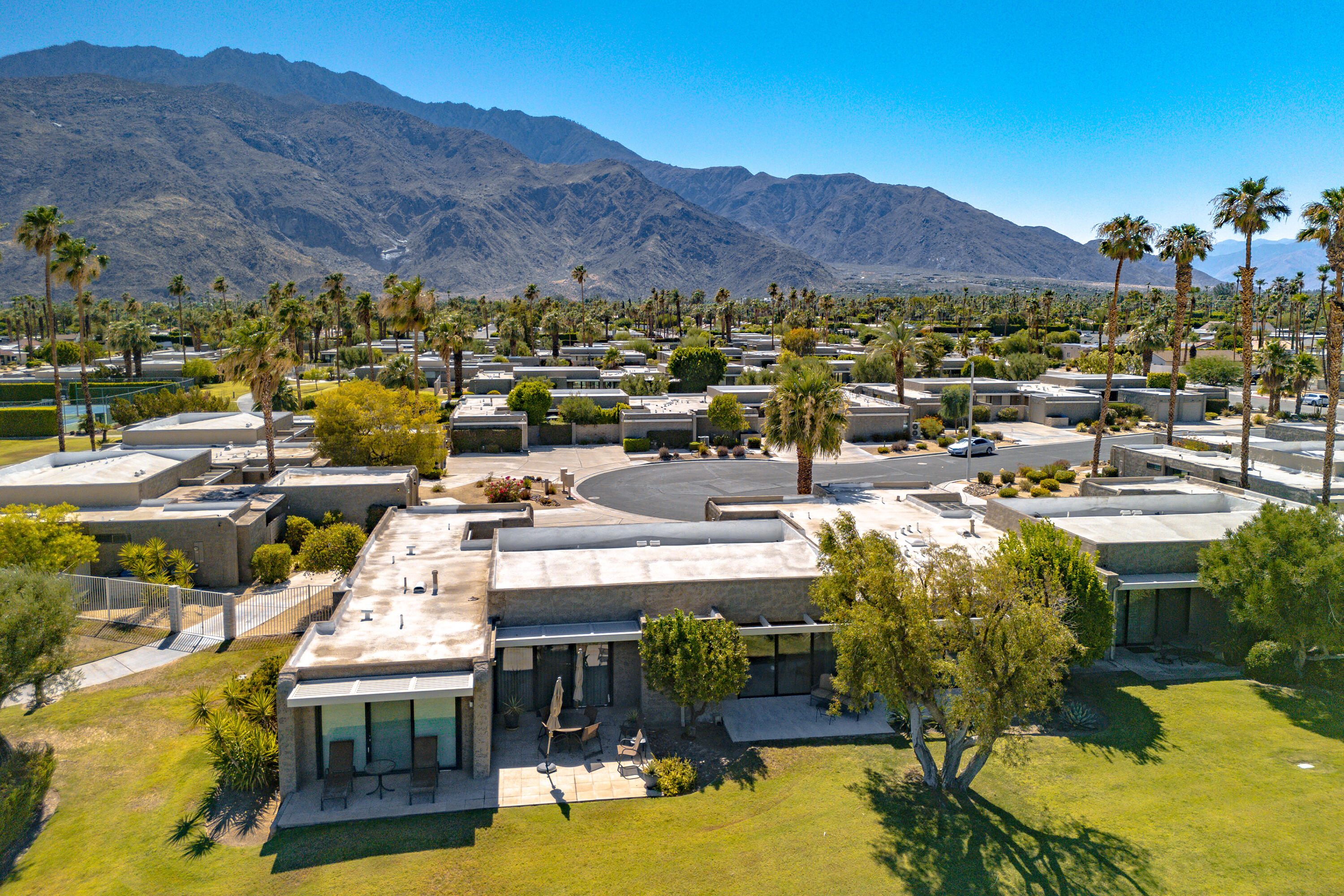 Palm Springs, California, 92262, United States, 2 Bedrooms Bedrooms, ,2 BathroomsBathrooms,Residential,For Sale,1890767