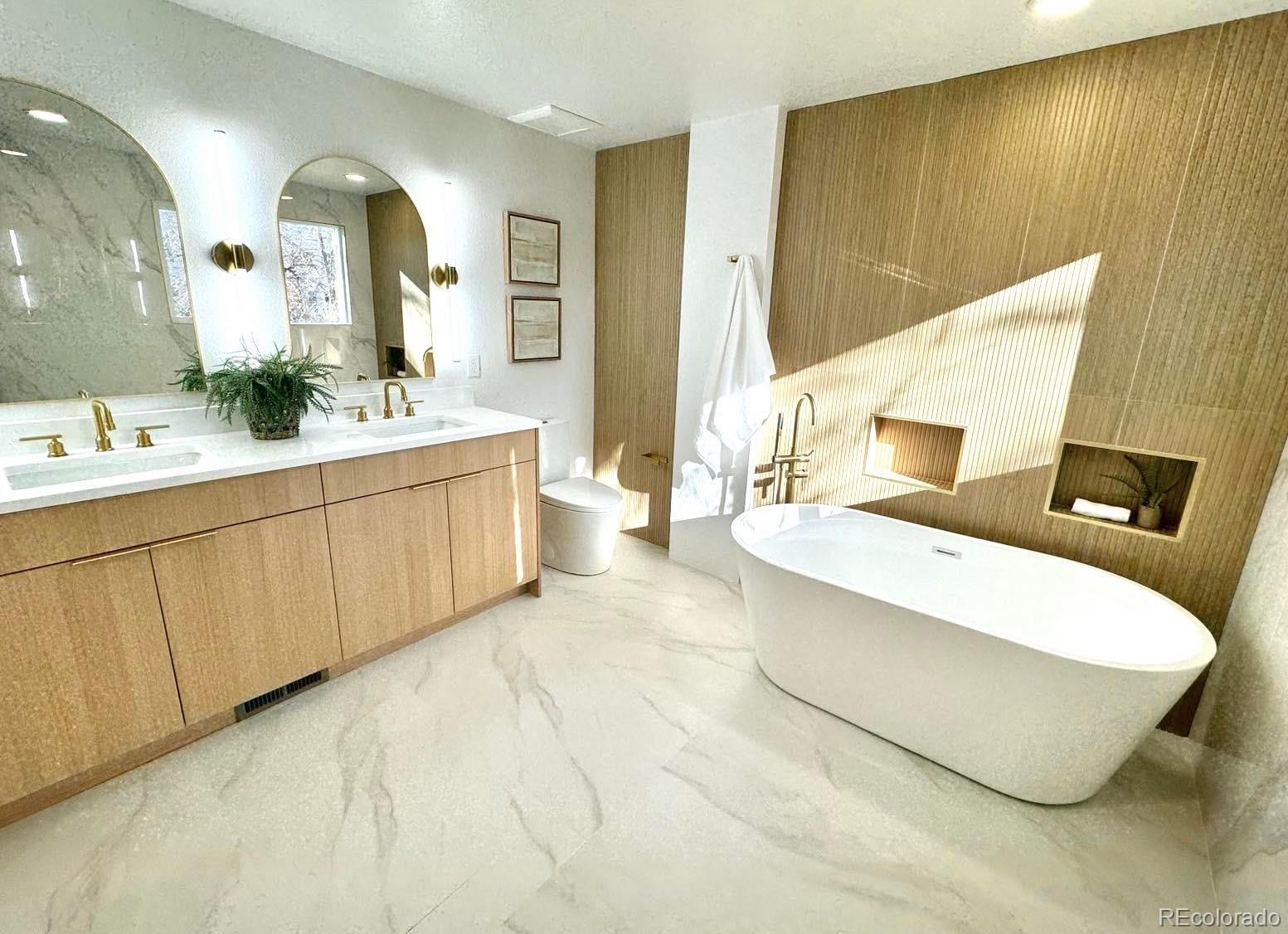 Denver, Colorado, 80237, United States, 5 Bedrooms Bedrooms, ,3 BathroomsBathrooms,Residential,For Sale,2005888