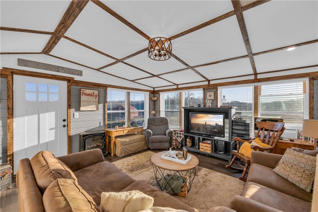 Jasper, Georgia, 30143, United States, 4 Bedrooms Bedrooms, ,2 BathroomsBathrooms,Residential,For Sale,1982973