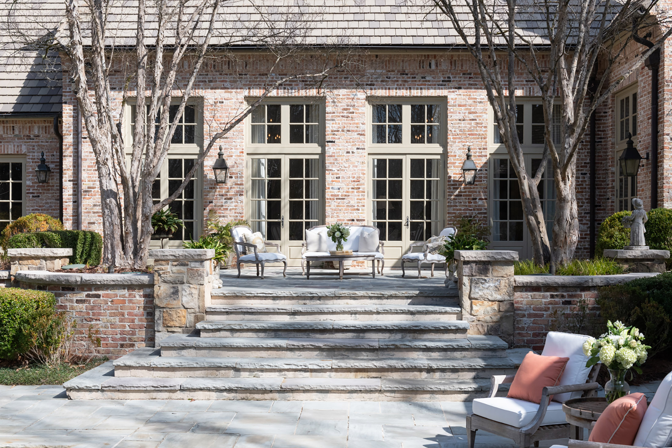  Magnificent Buckhead Home on 2.2+/- Acres with Pool and Pool House - 物件實景