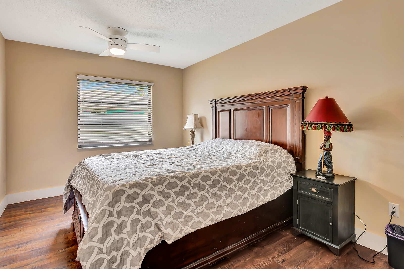 Sarasota, Florida, 34231, United States, 4 Bedrooms Bedrooms, ,2 BathroomsBathrooms,Residential,For Sale,1981224